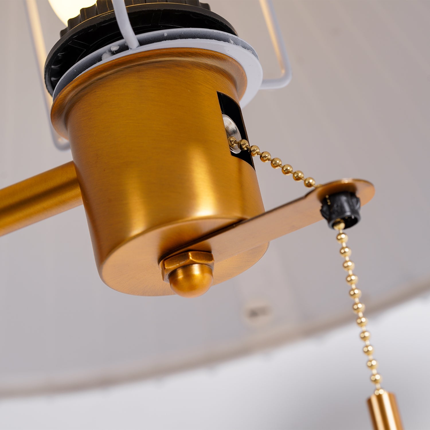 Wooden Retro Table Lamp - Lumpaz