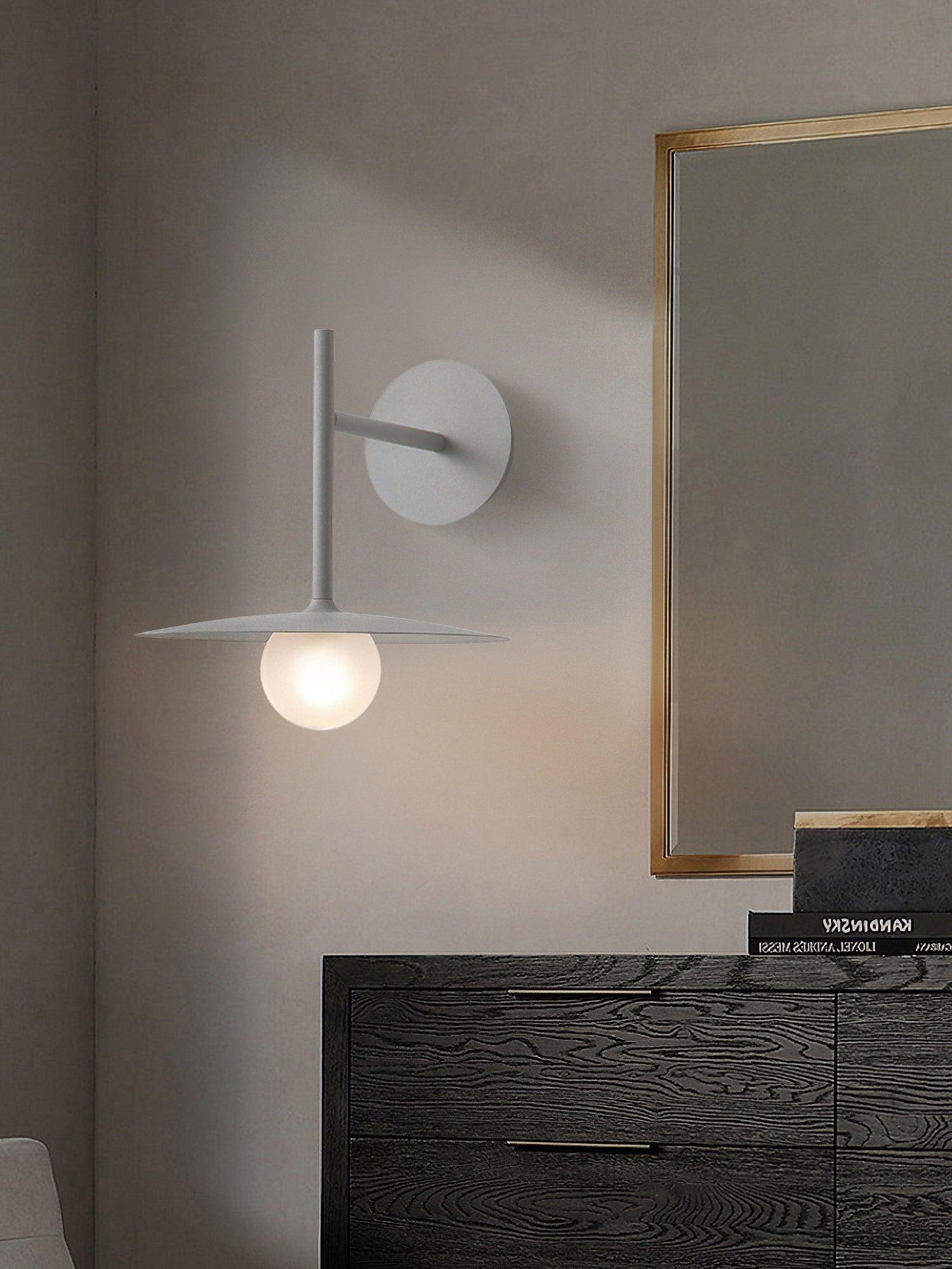 Gea Iron Wall Lamp - Lumpaz