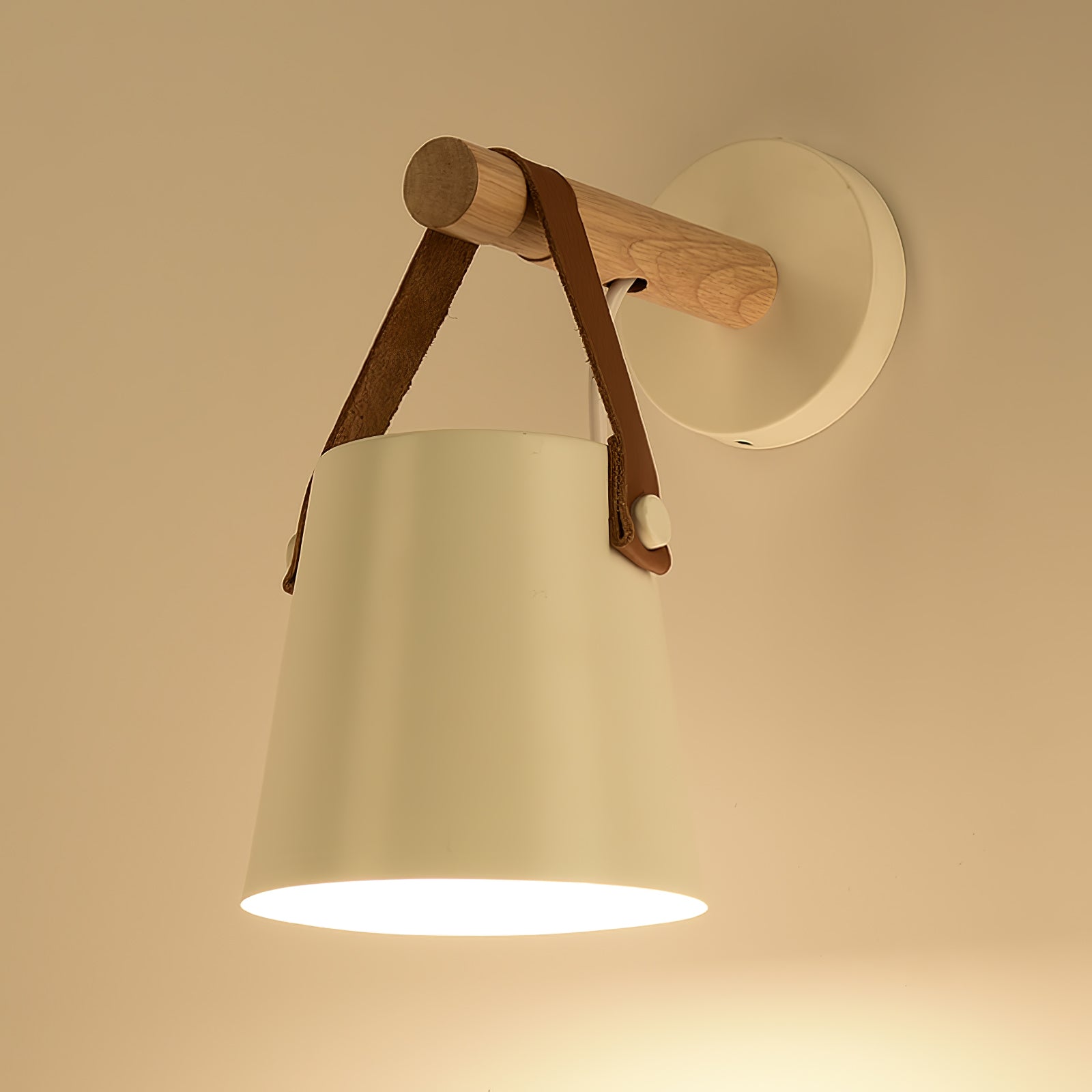 Wooden Conical Wall Light - Lumpaz