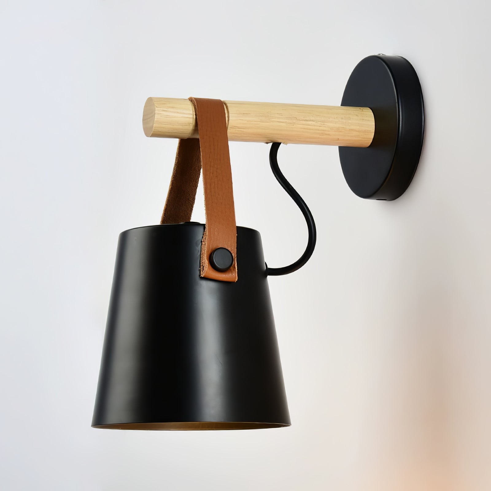 Wooden Conical Wall Light - Lumpaz
