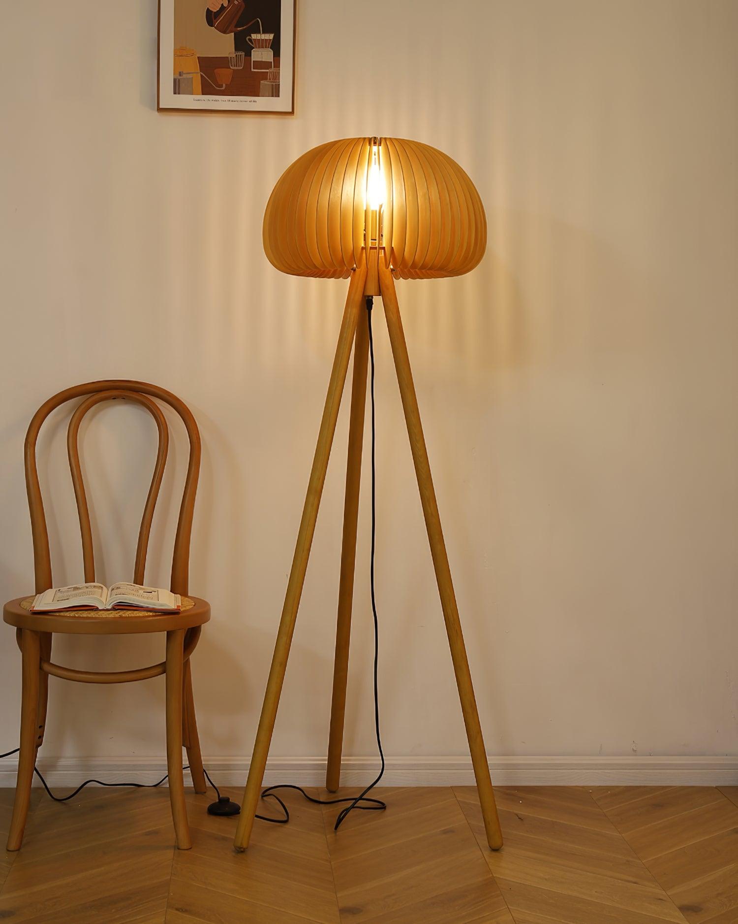 Wooden Pumpkin Floor Lamp - Lumpaz