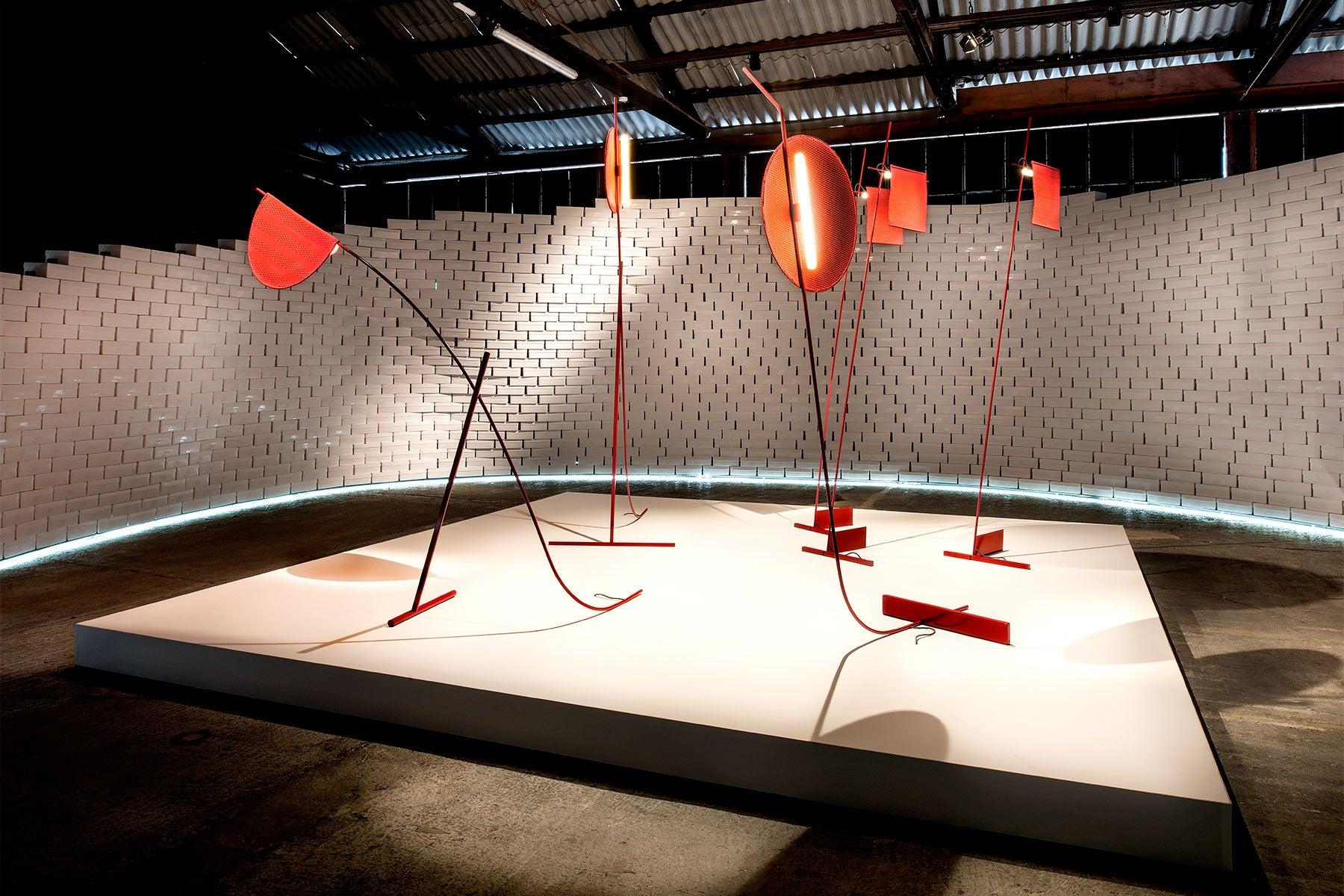 Athletes Floor Lamp - Lumpaz