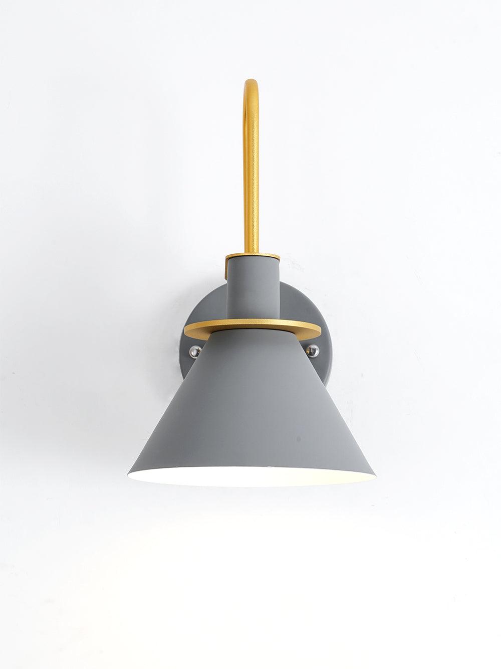 Nordic Metal Wall Sconce - Lumpaz