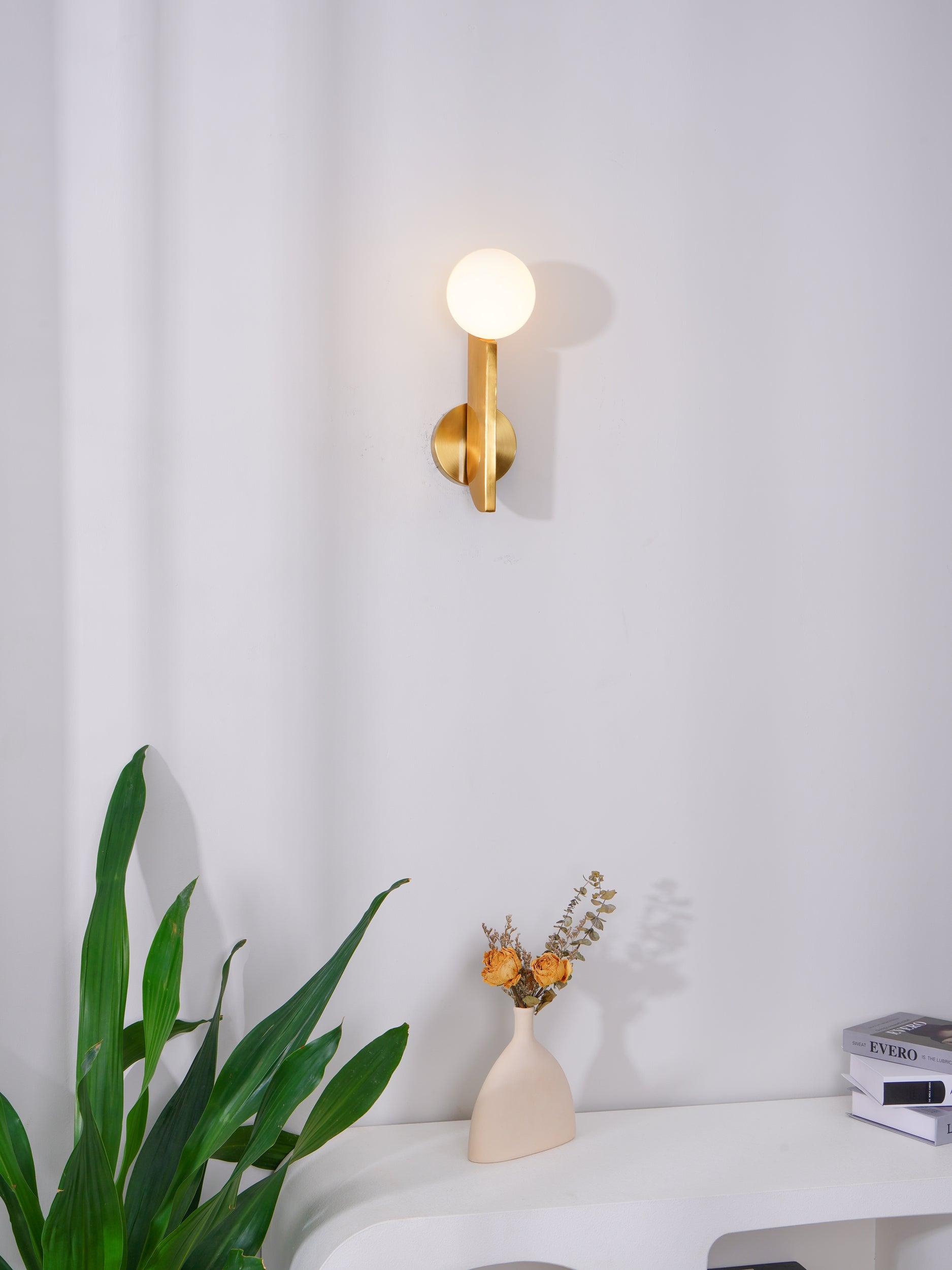 Bower Sconce - Lumpaz