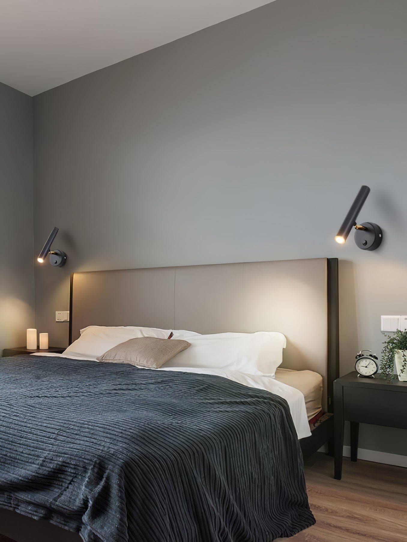 Slender Adjustable Wall Lamp - Lumpaz