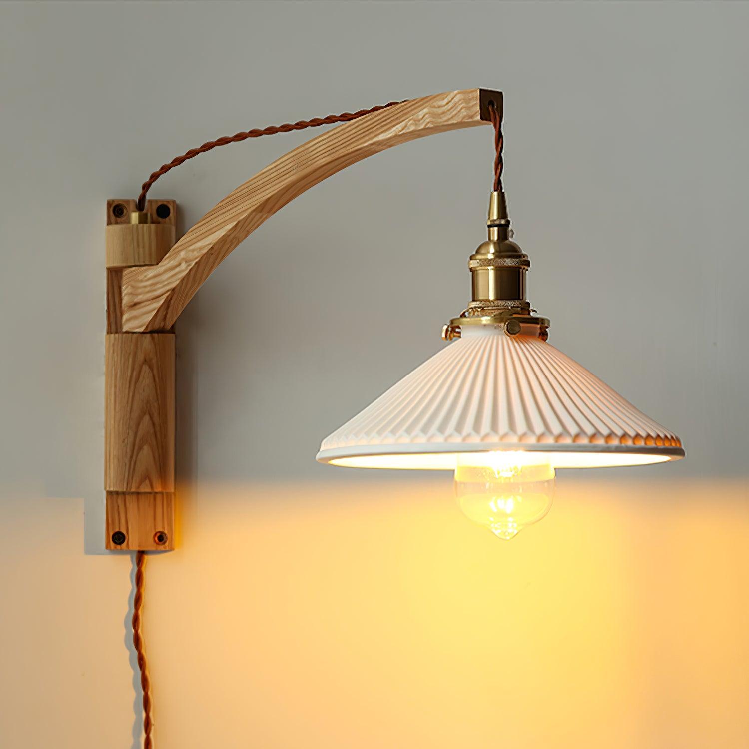 Walnut Swing Arm Wall Lamp - Lumpaz