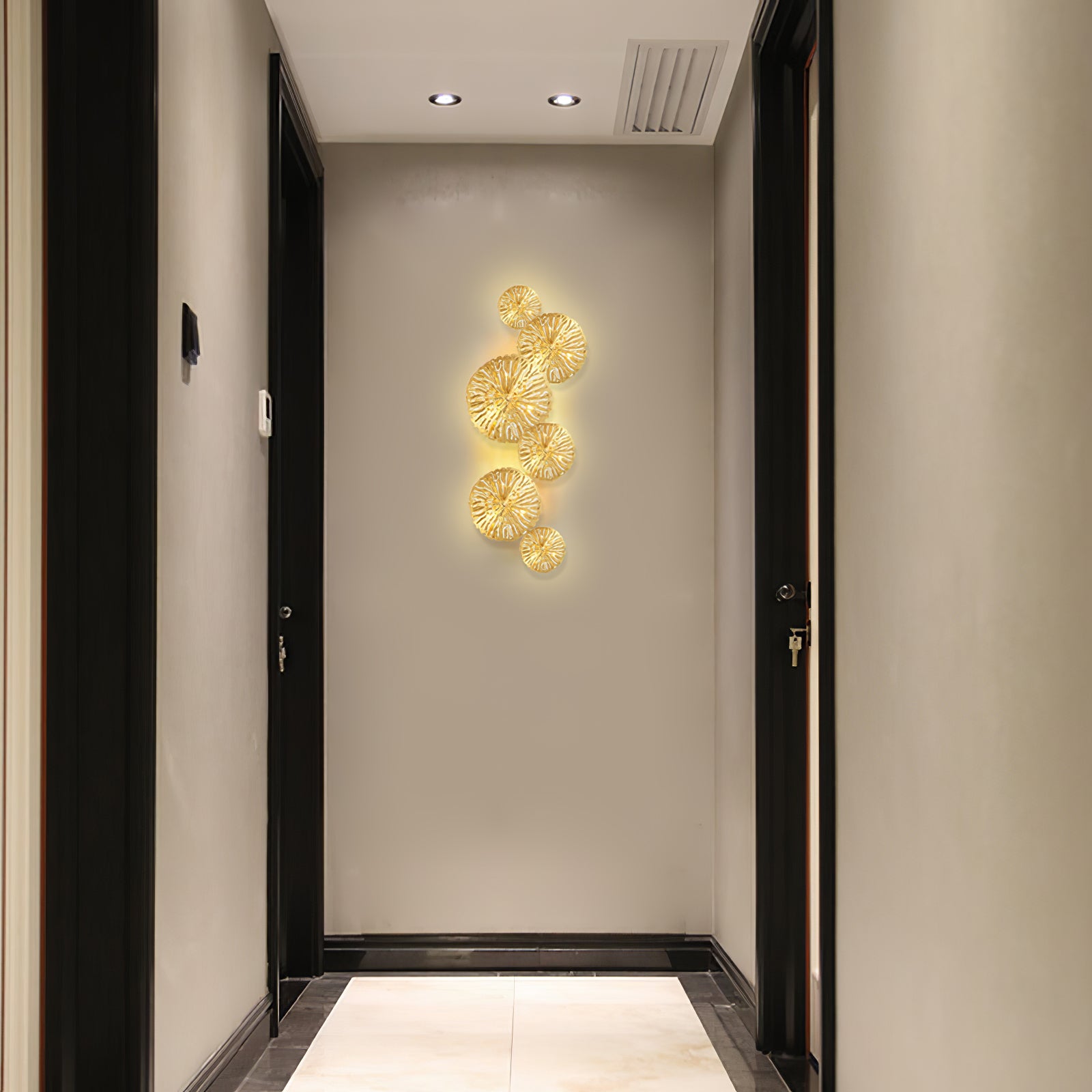 Lotus Leaf Wall Sconce - Lumpaz
