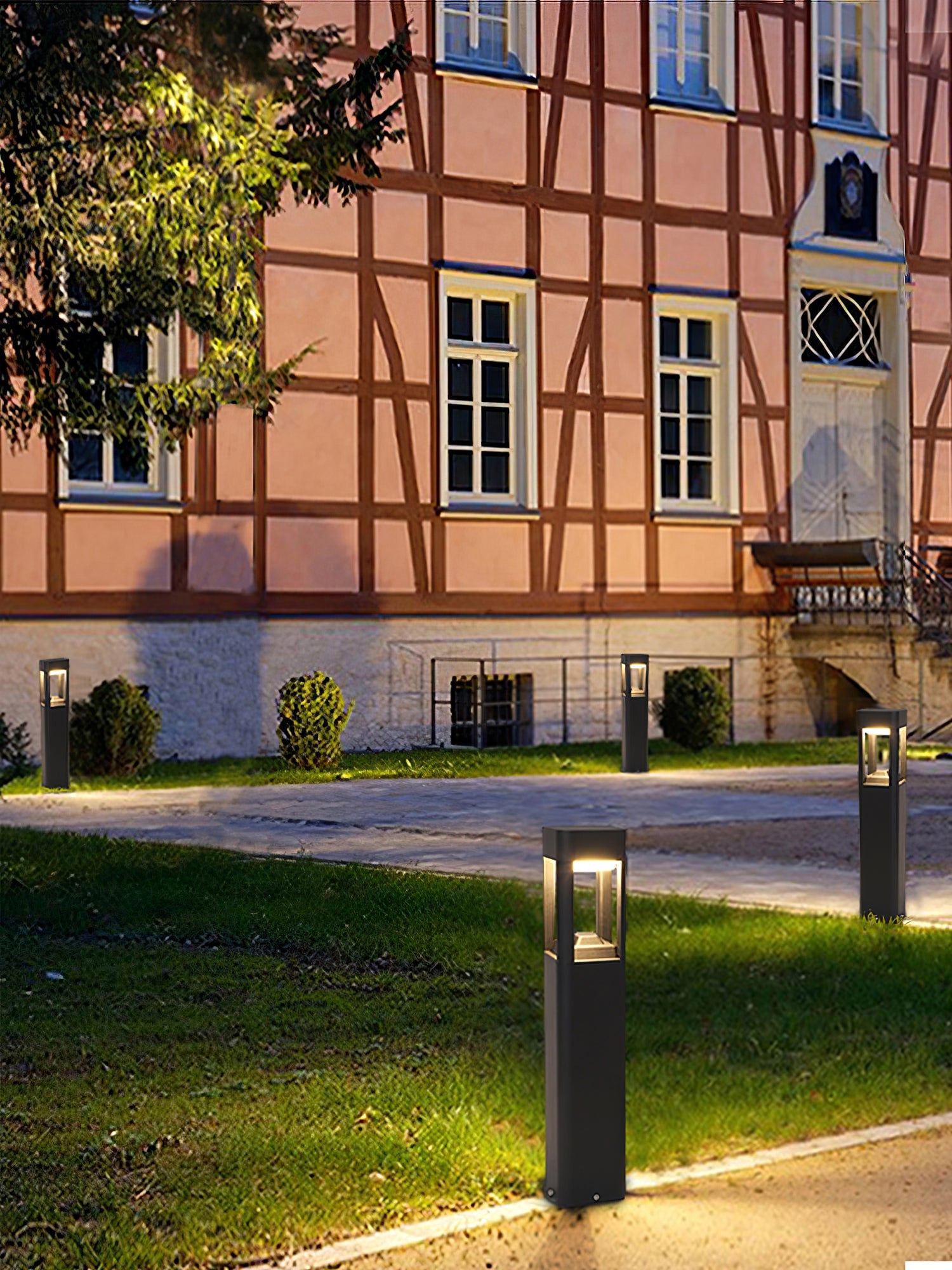 Rectangular Column Garden Light - Lumpaz