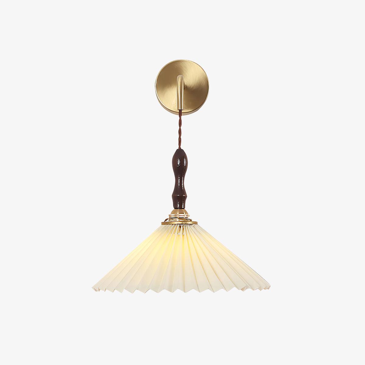 Pleated Wooden Wall Lamp - Lumpaz
