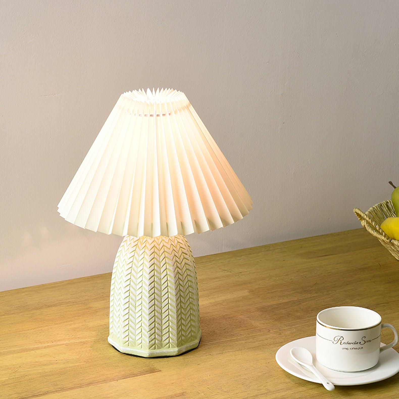 Vintage Pleated Table Lamp - Lumpaz