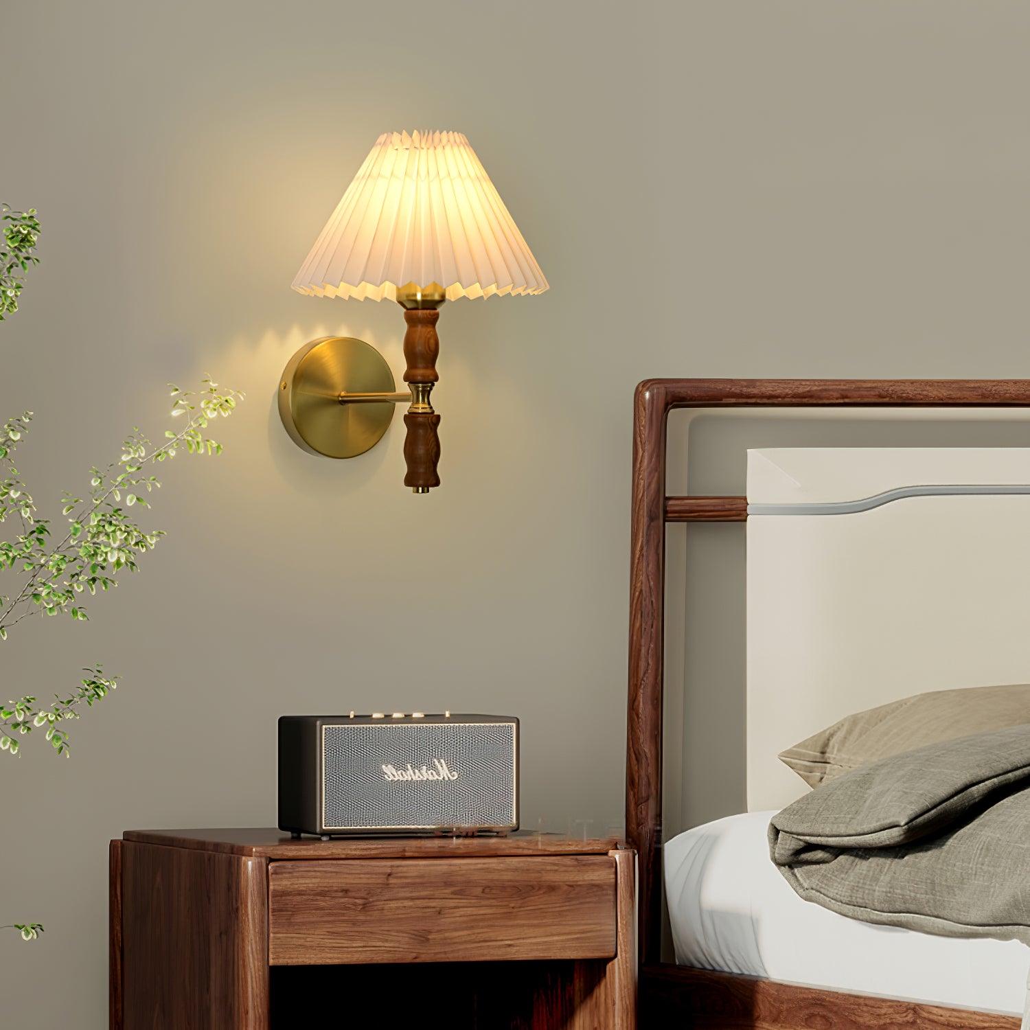 Pleated Walnut Wall Light - Lumpaz