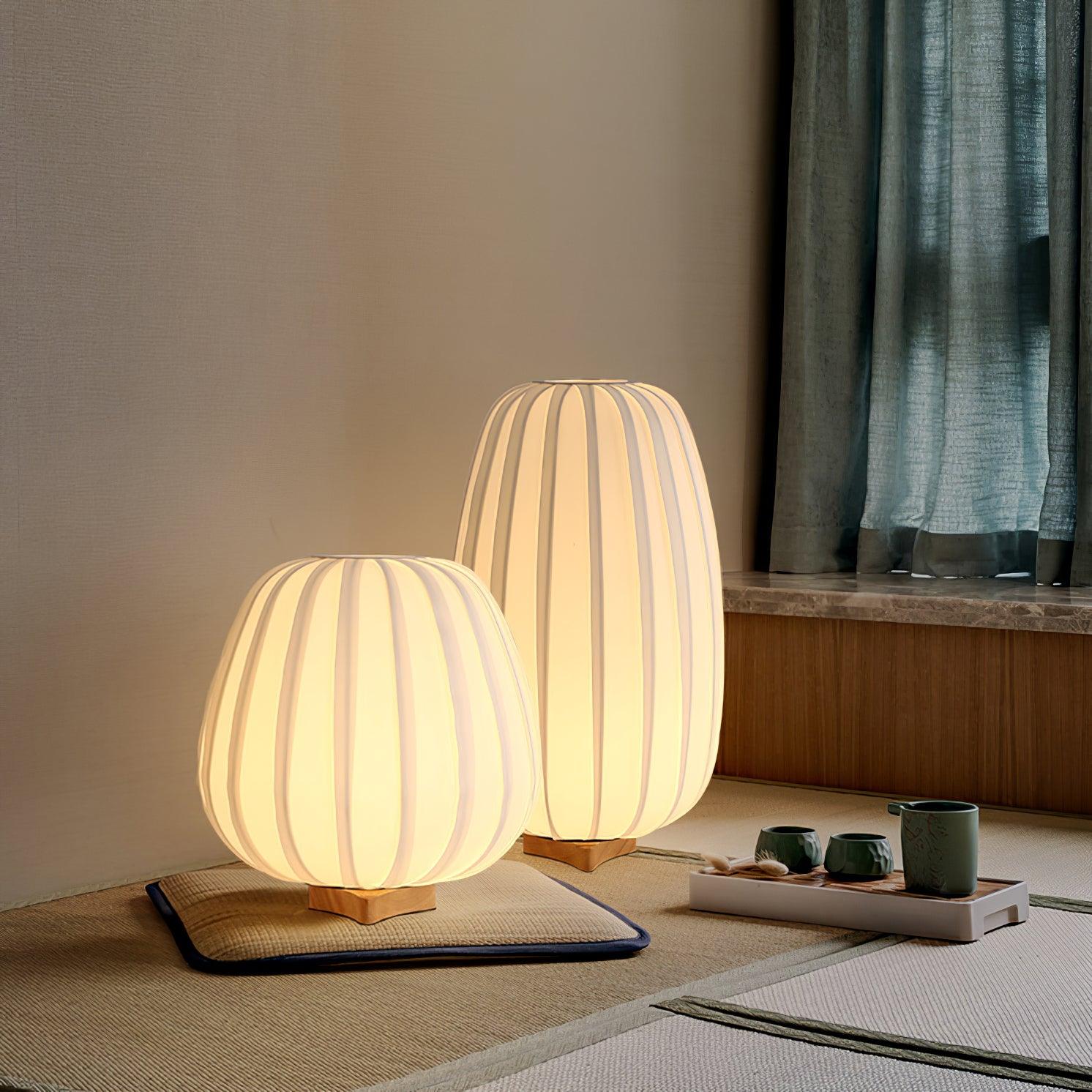 Fabric Minimalist Table Lamp - Lumpaz