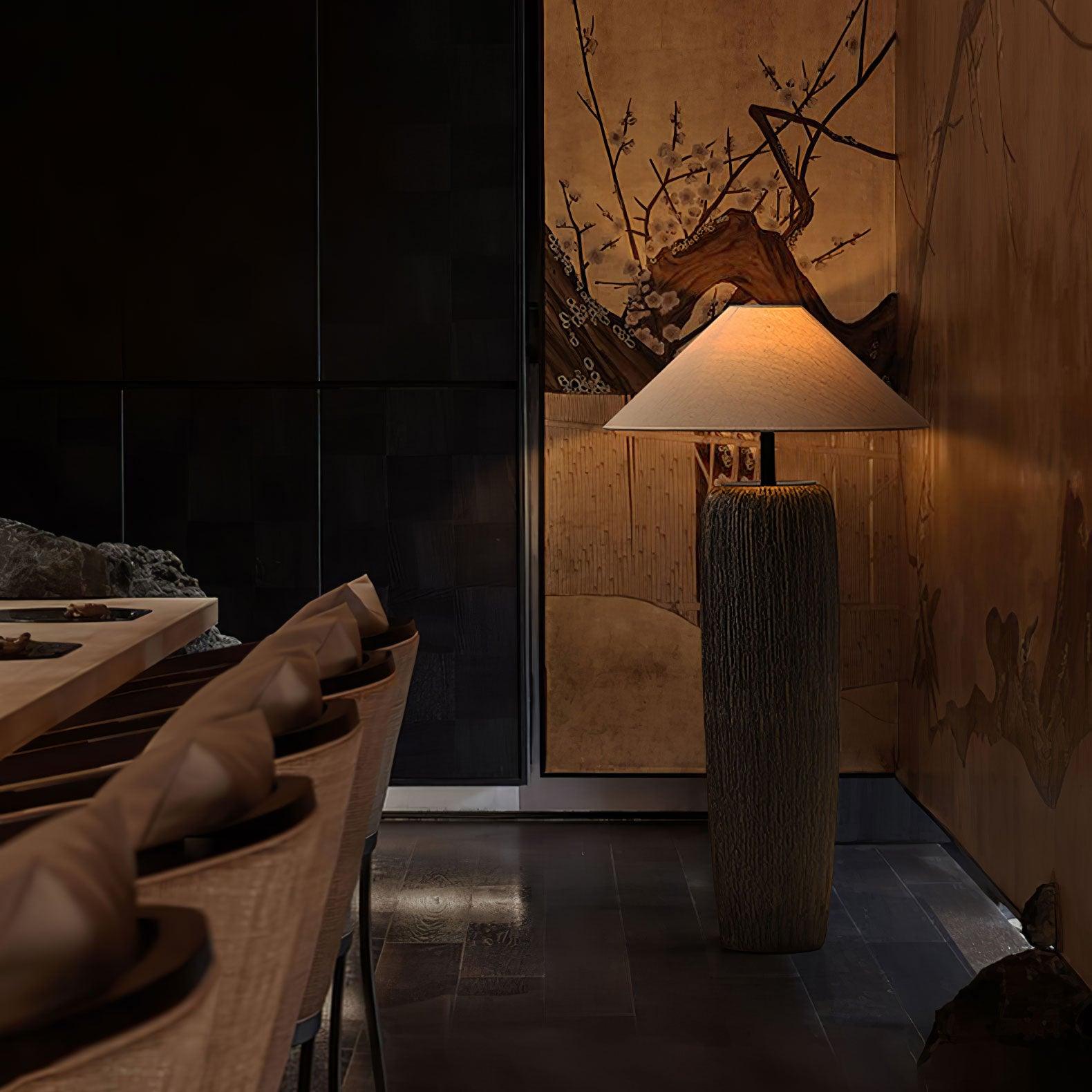 Weathered Wood Grain Floor Lamp - Lumpaz