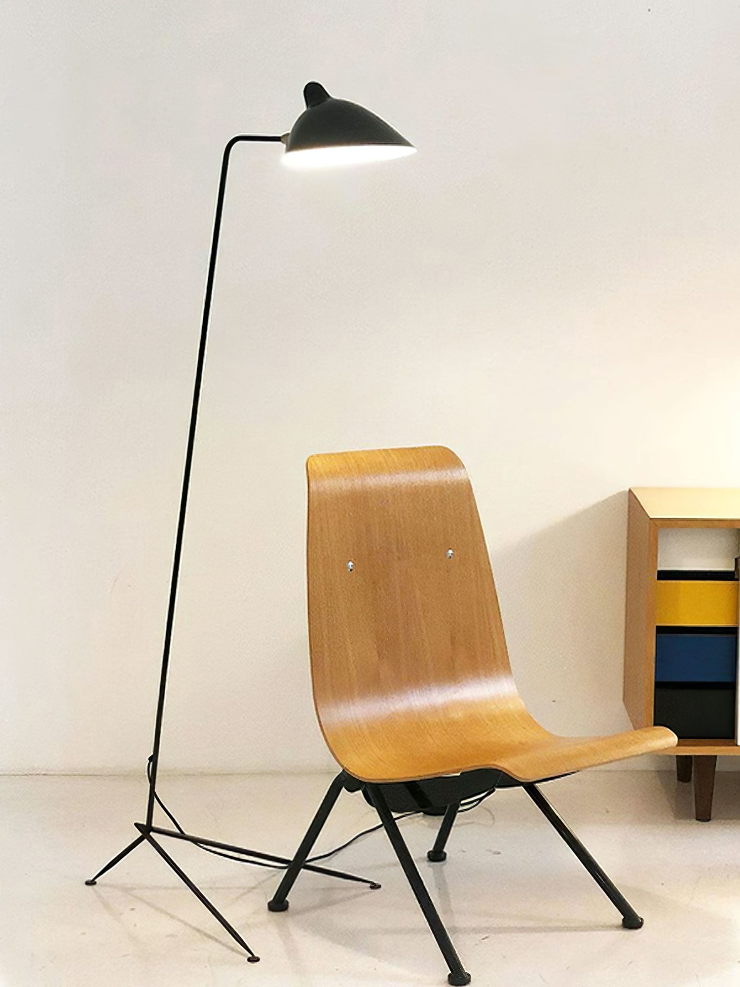 Serge Mouille Floor Lamp - Lumpaz