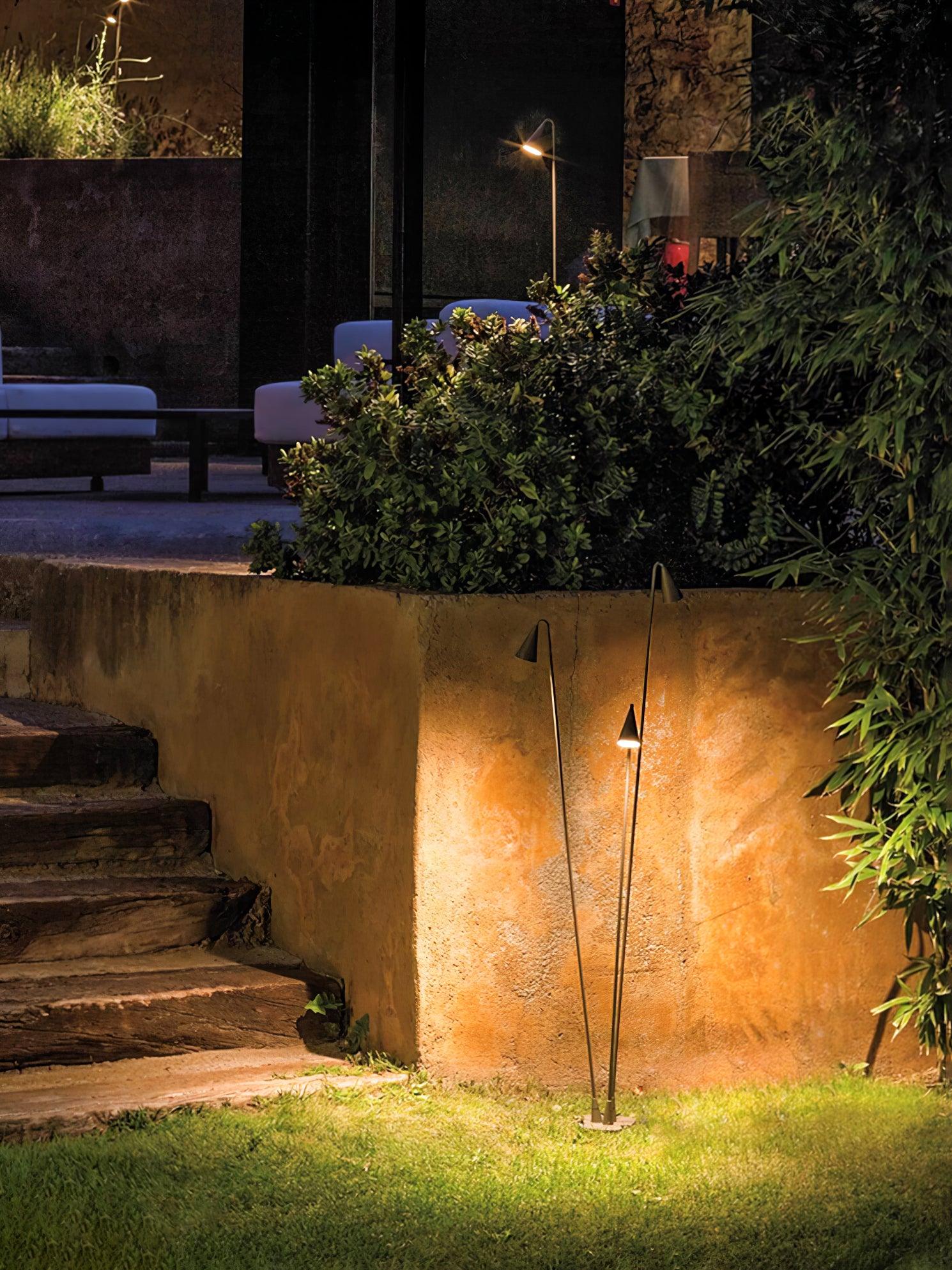Bellflower Outdoor Floor Lamp - Lumpaz