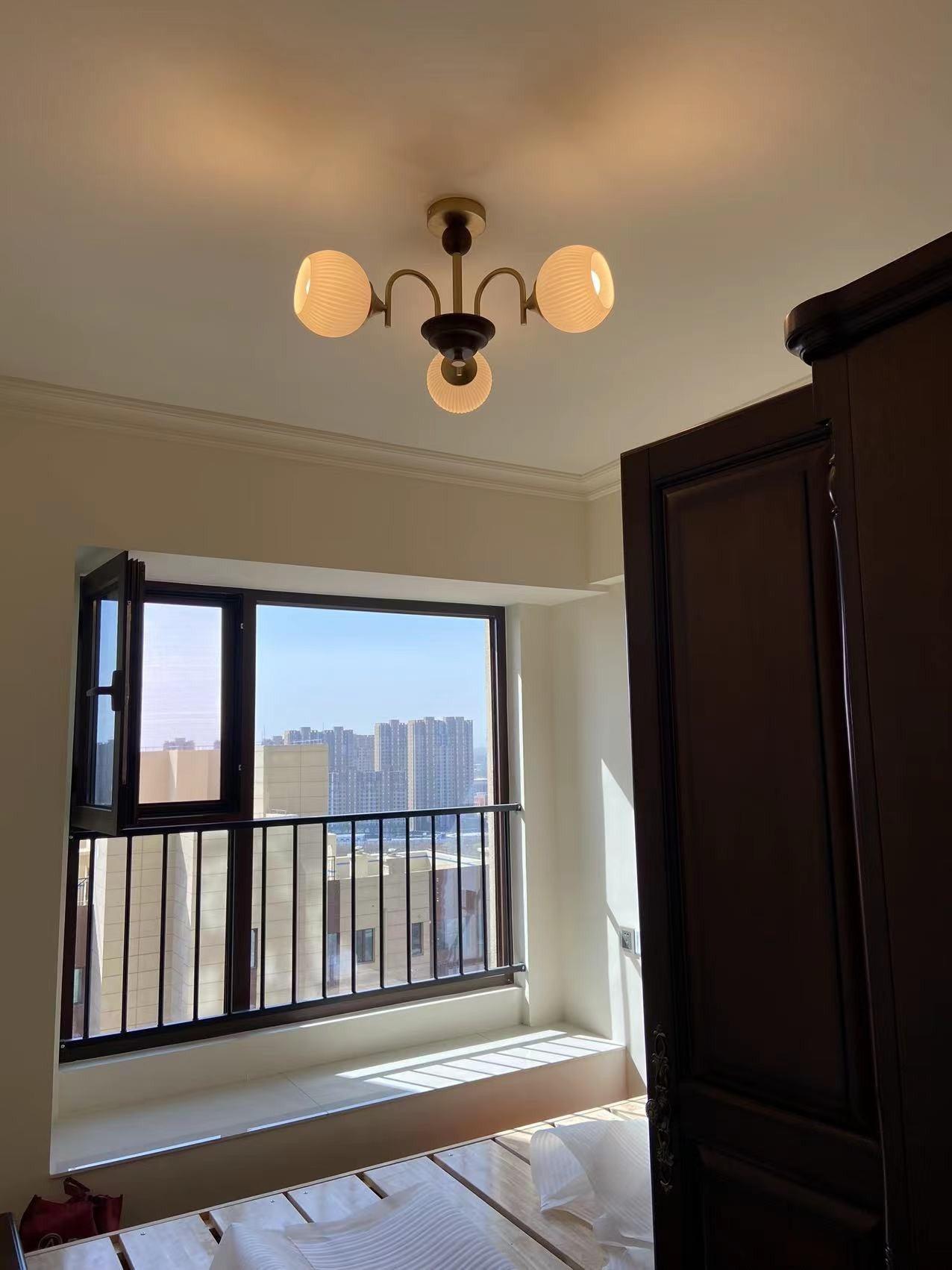 Sculptural Glass Ribbed Chandelier - Lumpaz