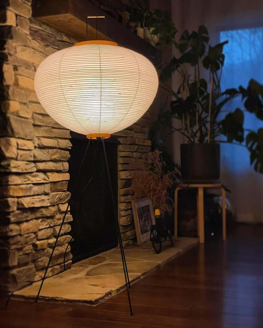 Rice Paper Floor Lamp - Lumpaz
