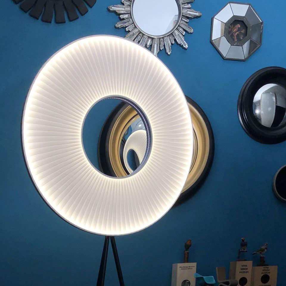 Iris Floor Lamp - Lumpaz