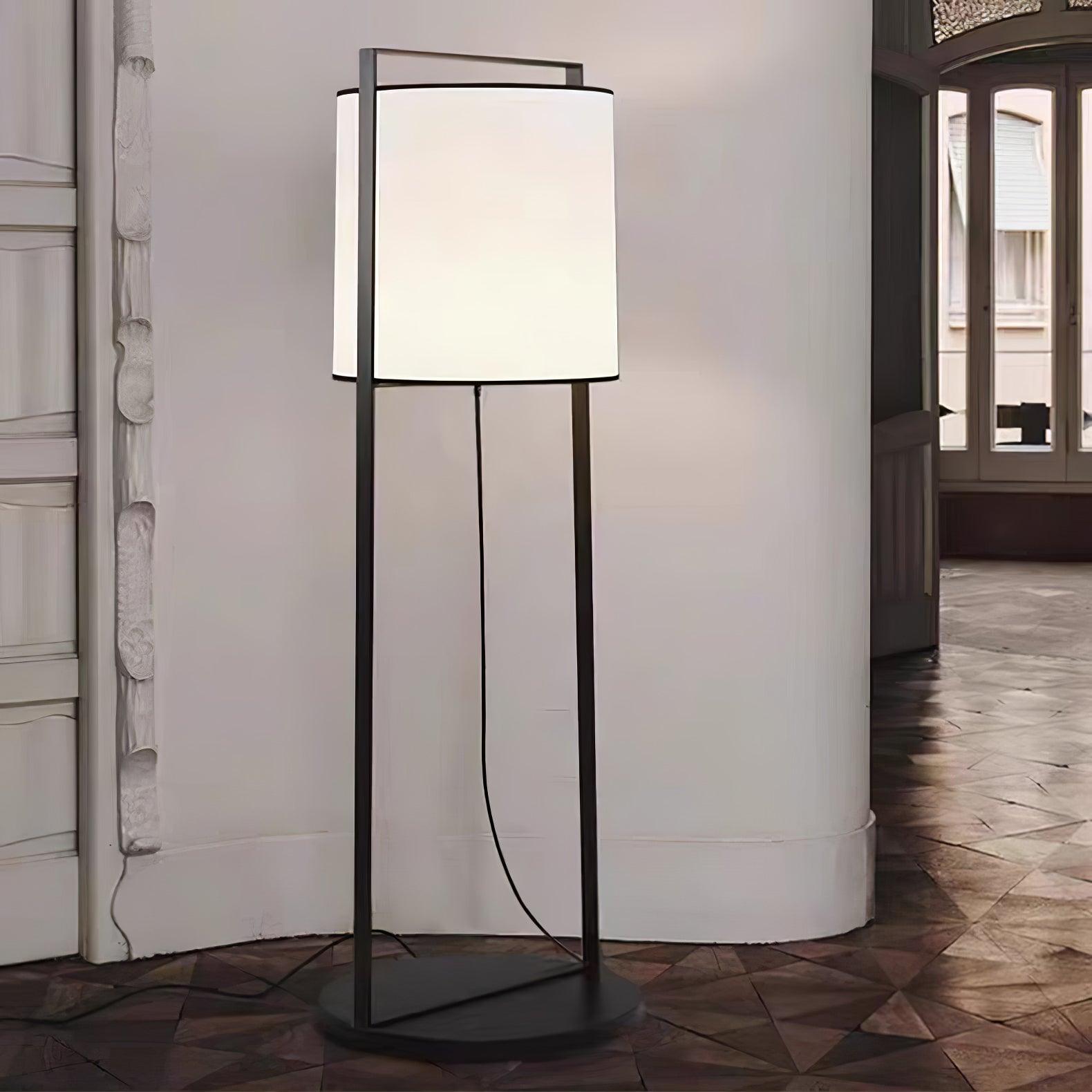 Silhouette Textile Floor Lamp - Lumpaz
