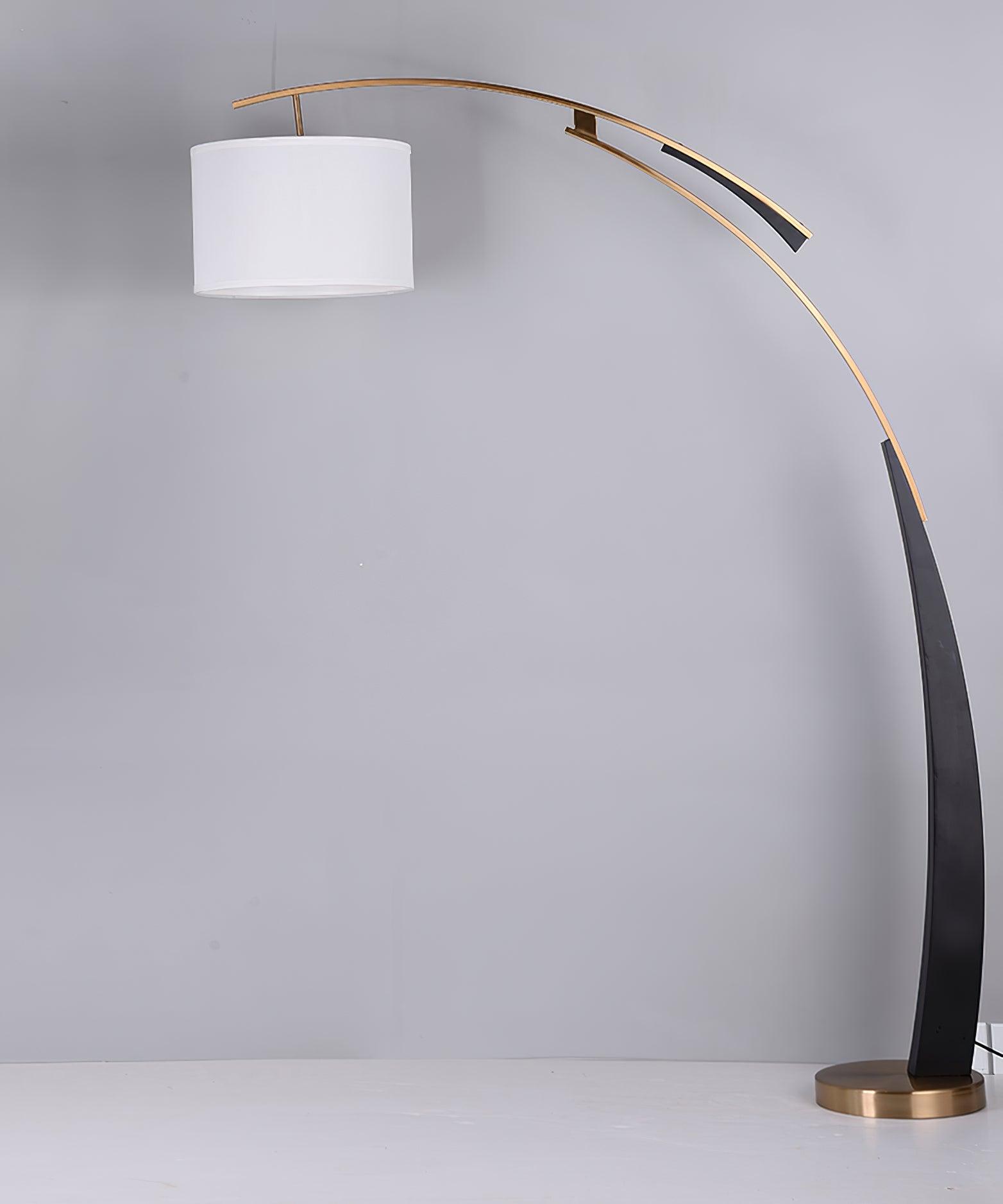 Matterhorn Arc Floor Lamp - Lumpaz