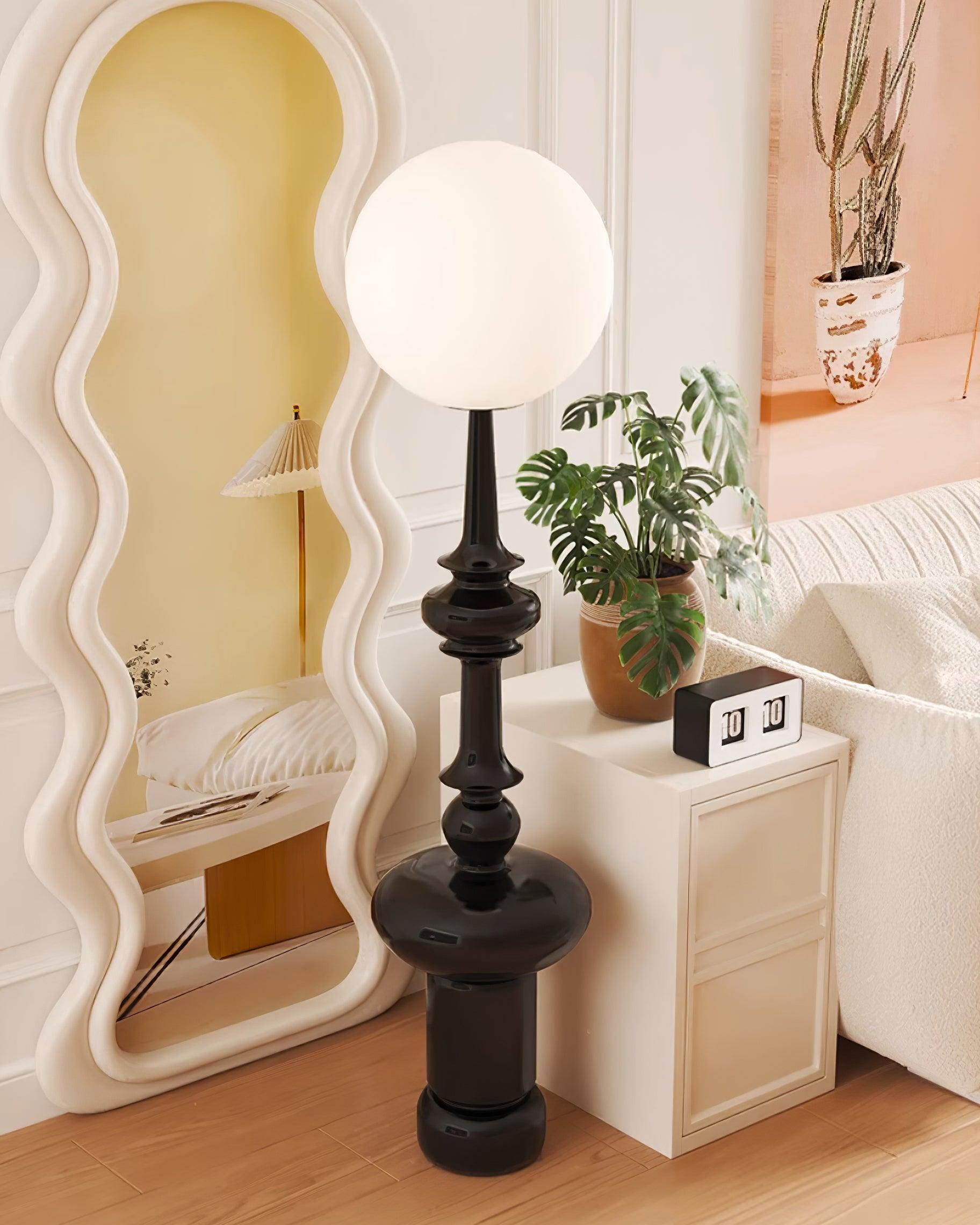 Constance Floor Lamp - Lumpaz