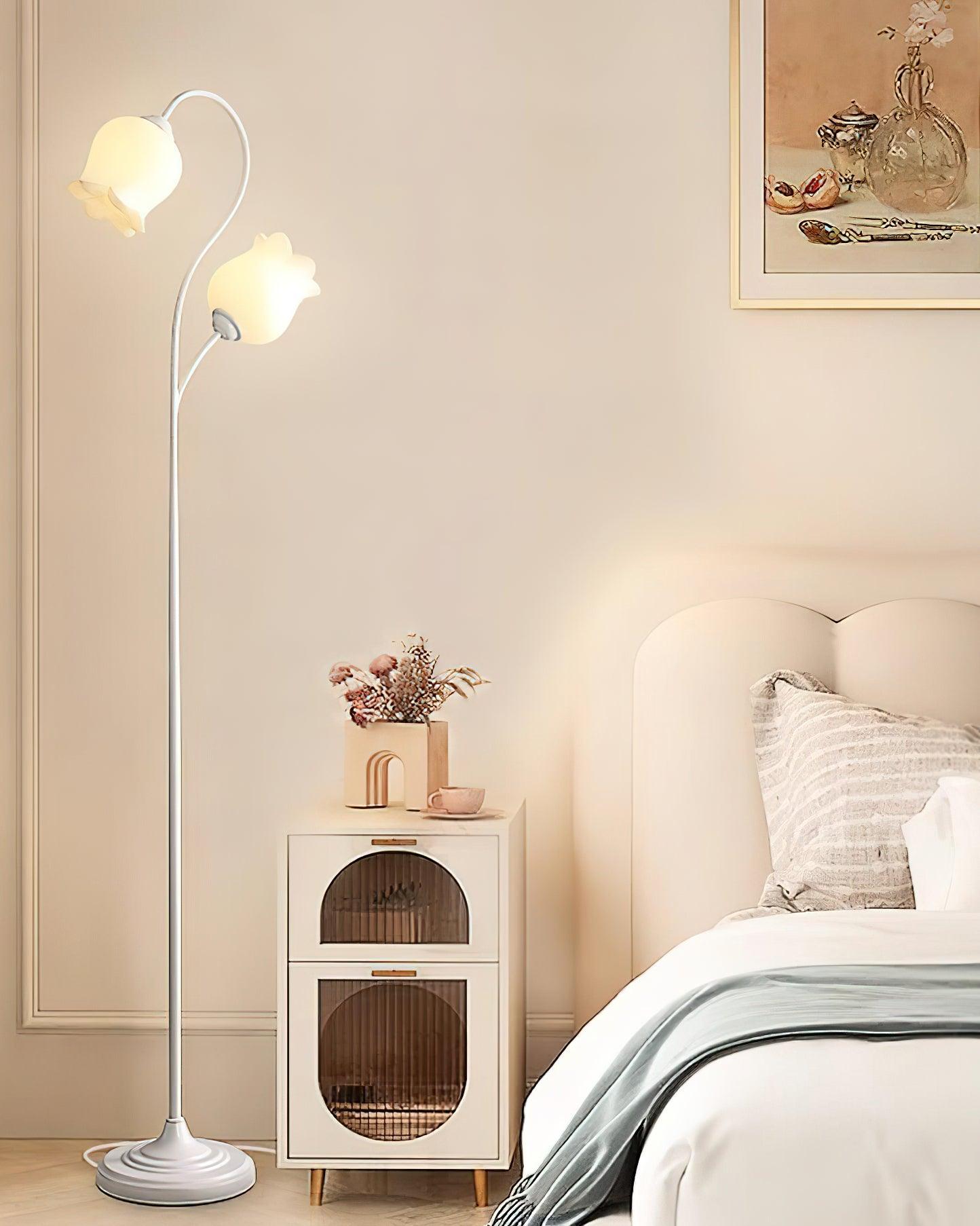 Lilium Floor Lamp - Lumpaz
