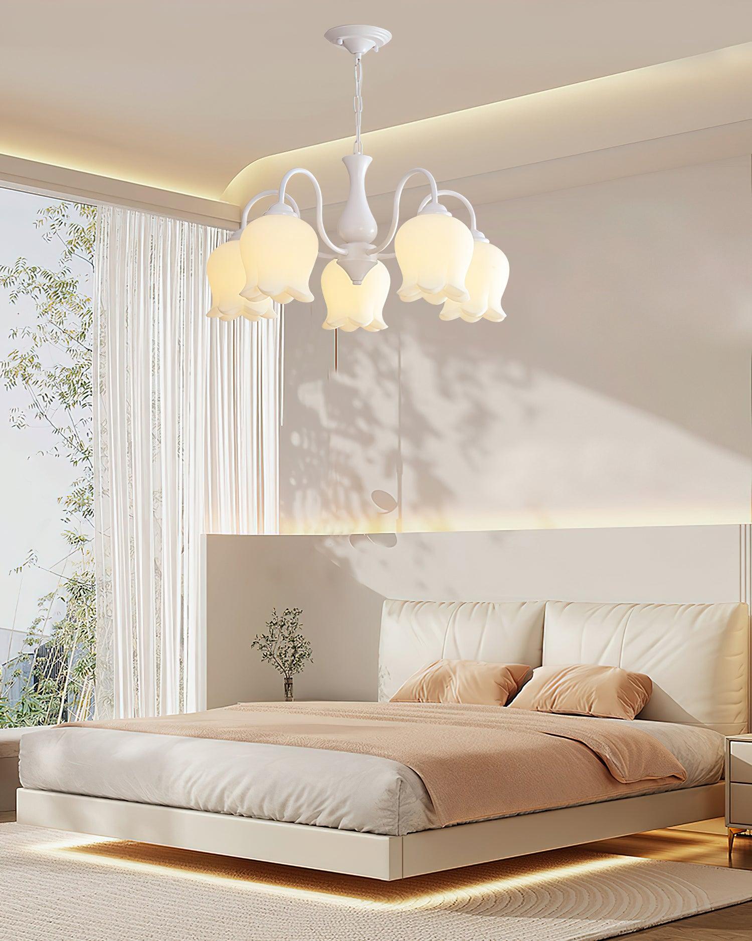 Elegant Lilium Chandelier - Lumpaz