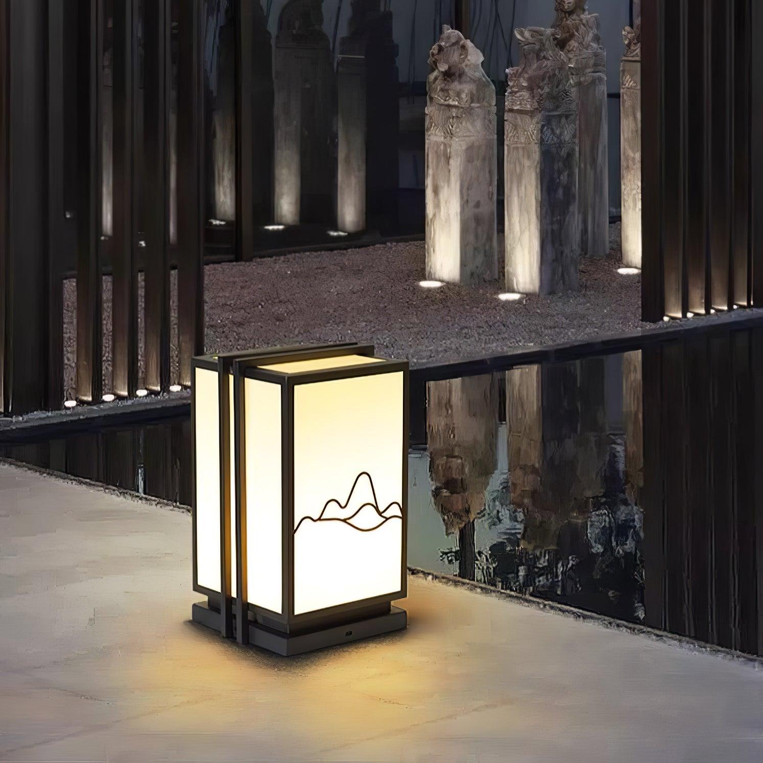 Mountain Outdoor Post Light - Lumpaz