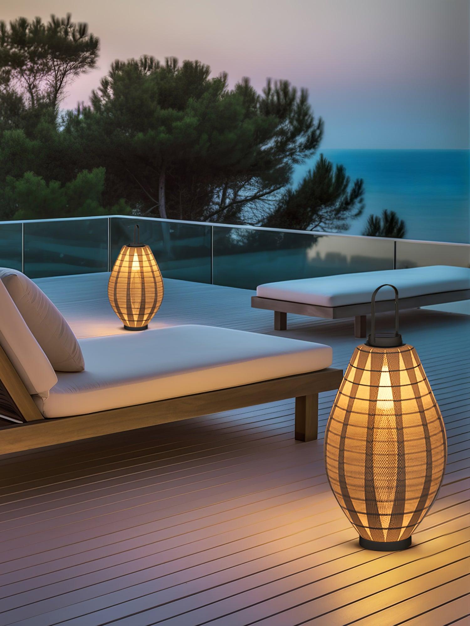 Oasis Mesh Beacon Outdoor Lamp - Lumpaz