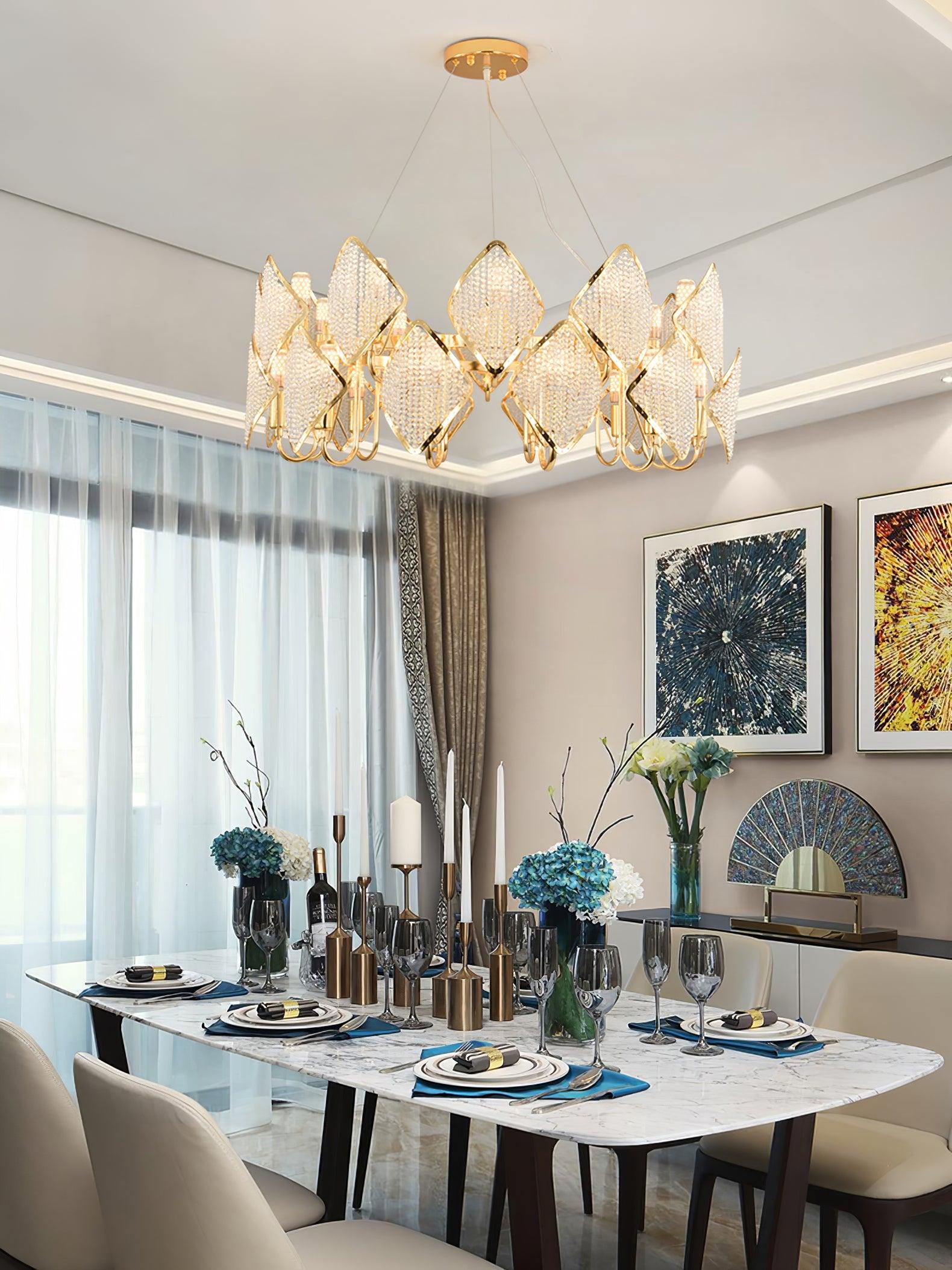 Holly Chandelier - Lumpaz