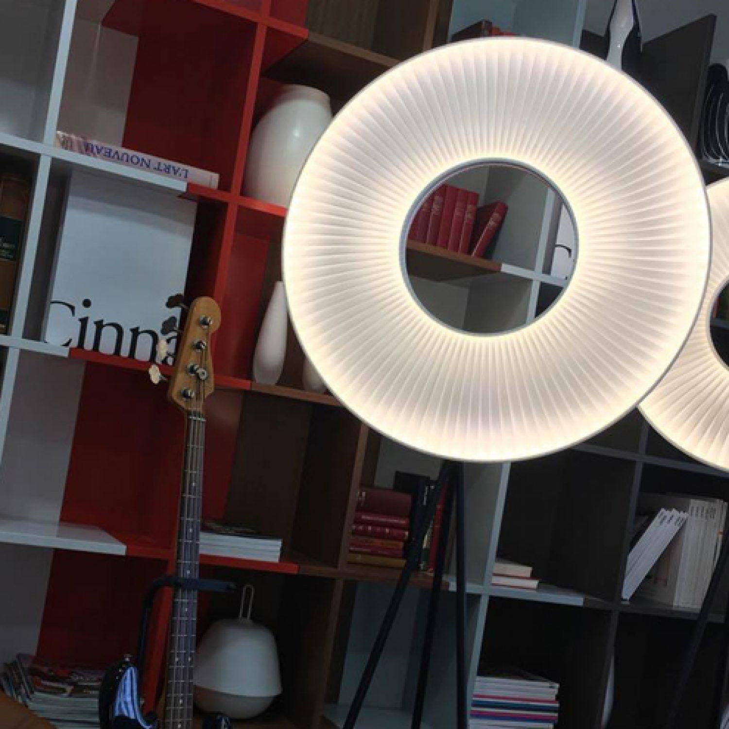 Iris Floor Lamp - Lumpaz