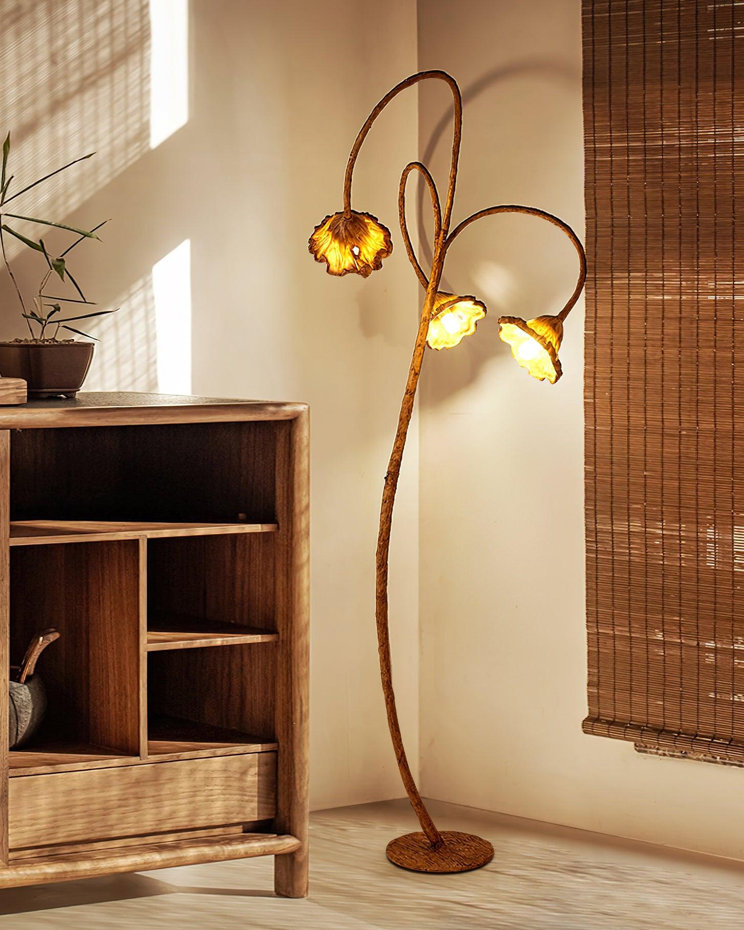 Artistic Lotus Leaf Floor Lamp - Lumpaz