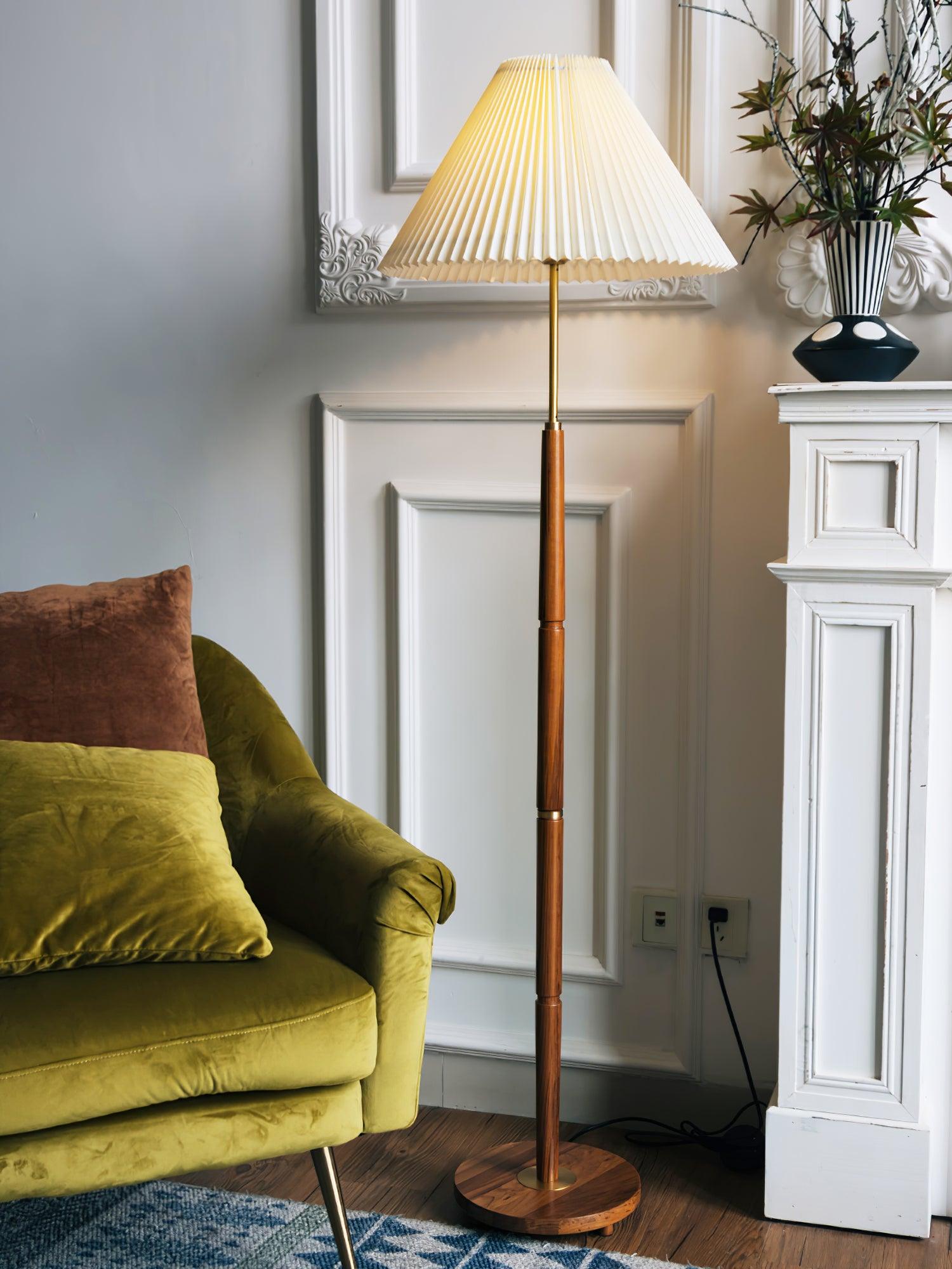 Pleated Floor Lamp - Lumpaz