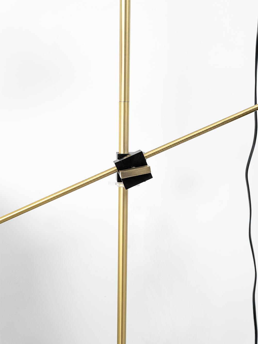 Shear Floor Lamp - Lumpaz