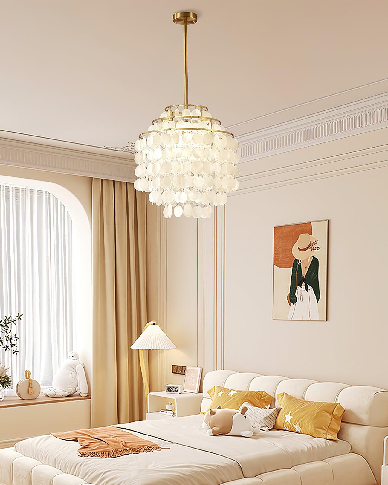 Round Shell Chandelier B - Lumpaz
