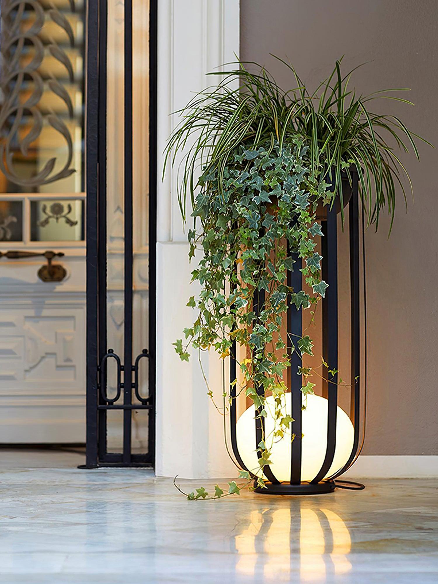 Bols Outdoor Solar Power Garden Lamp - Lumpaz