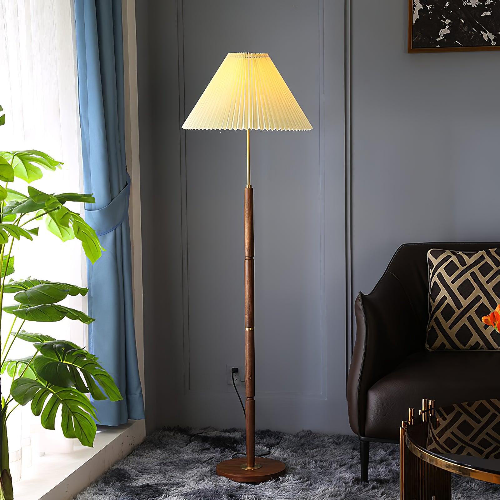 Pleated Floor Lamp - Lumpaz