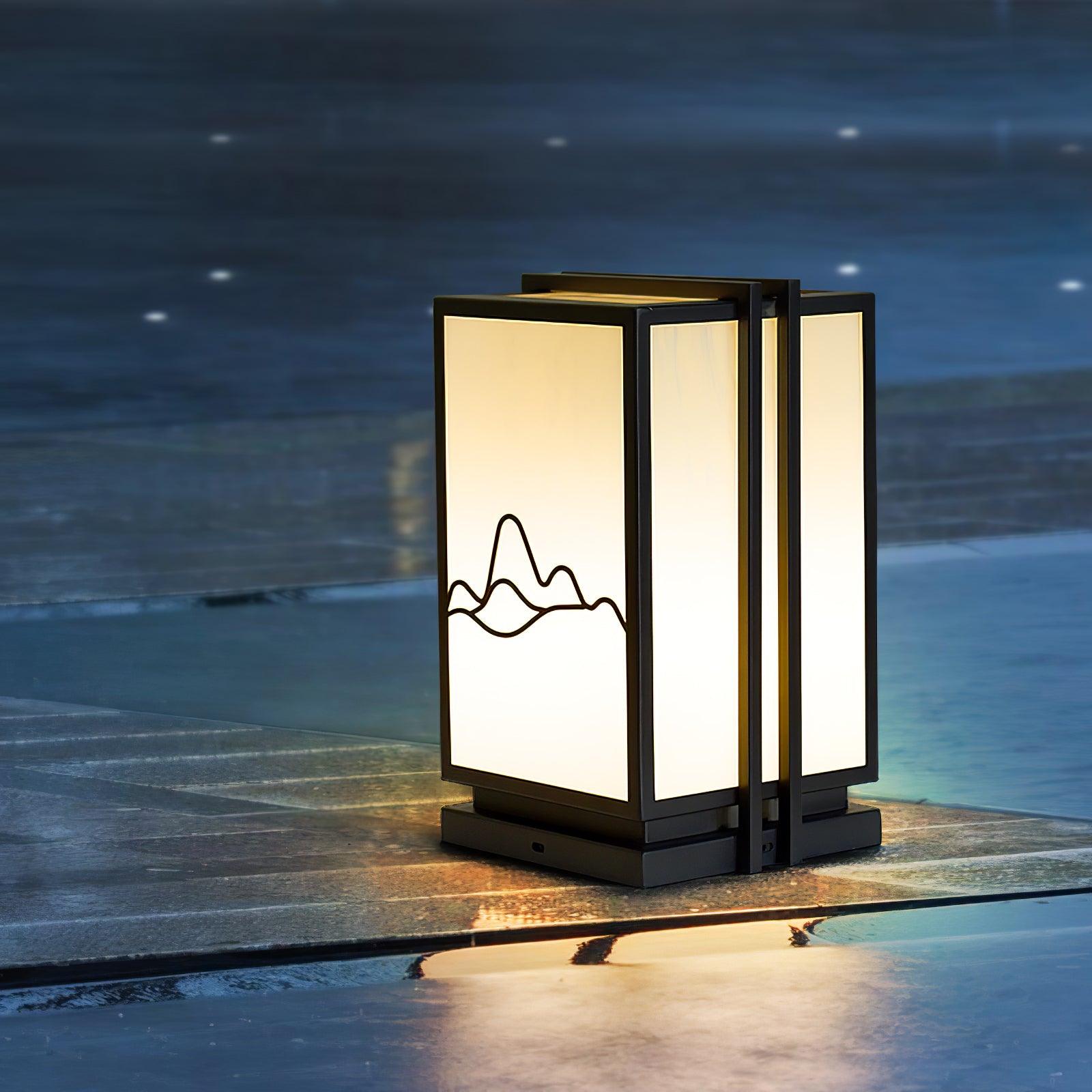 Mountain Outdoor Post Light - Lumpaz