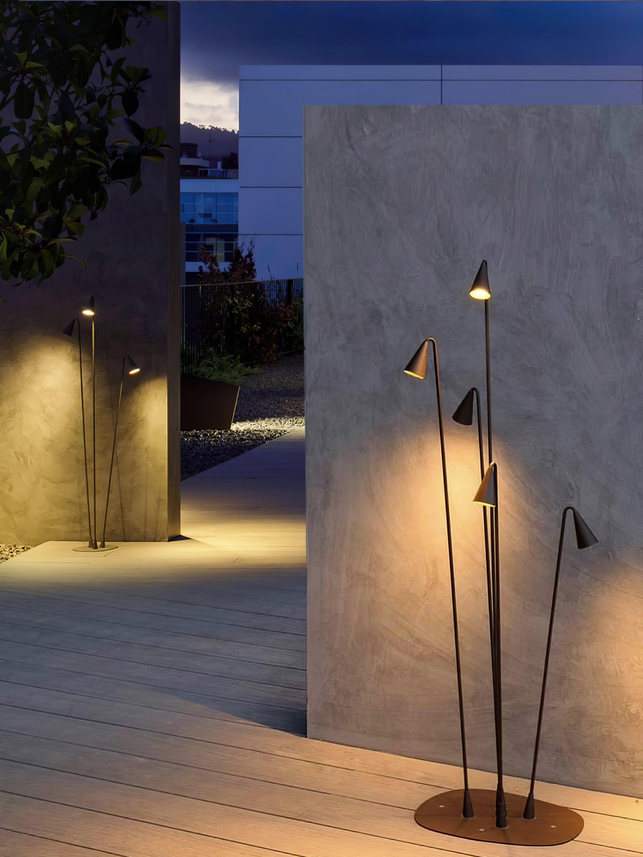 Bellflower Outdoor Floor Lamp - Lumpaz