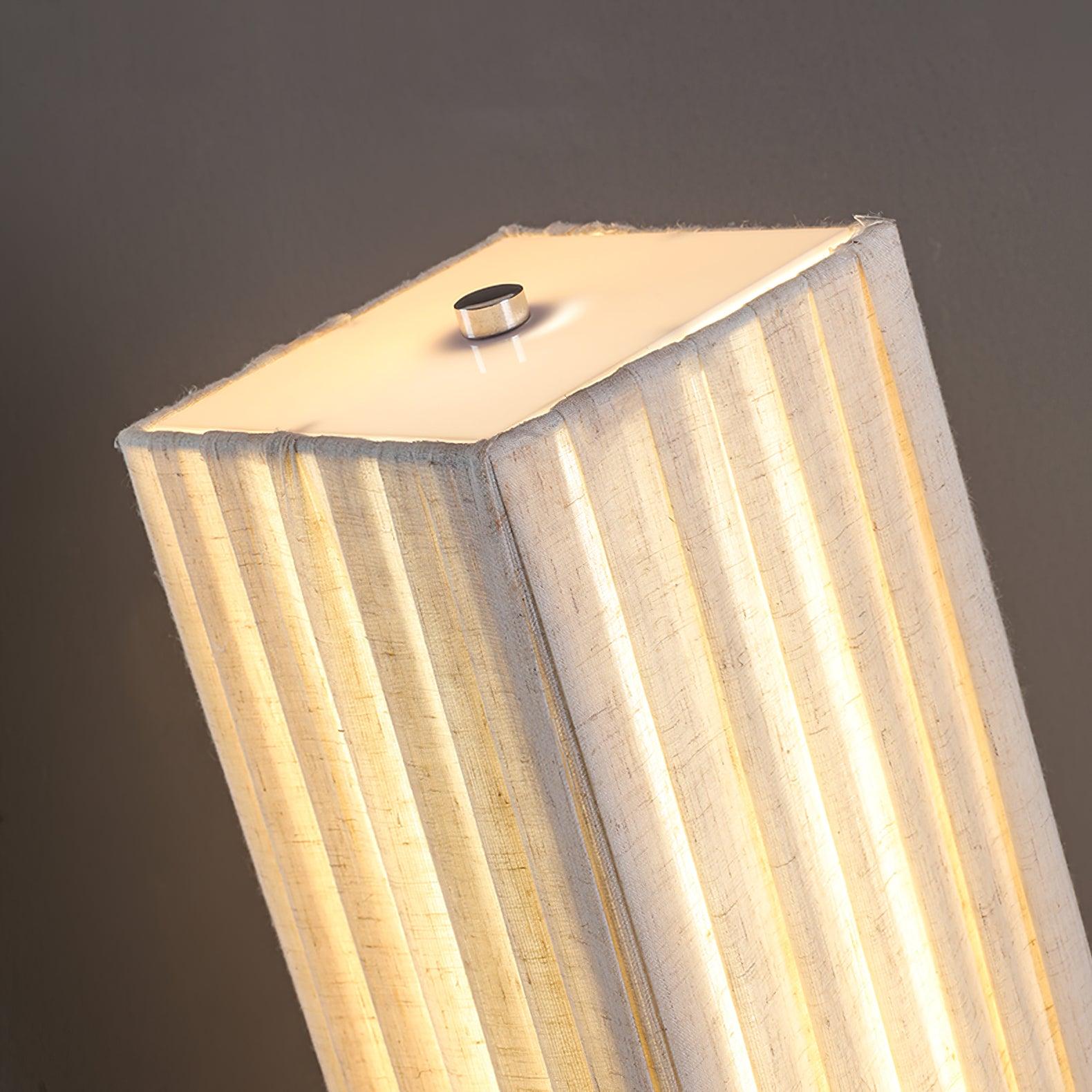 Bailey Floor Lamp - Lumpaz