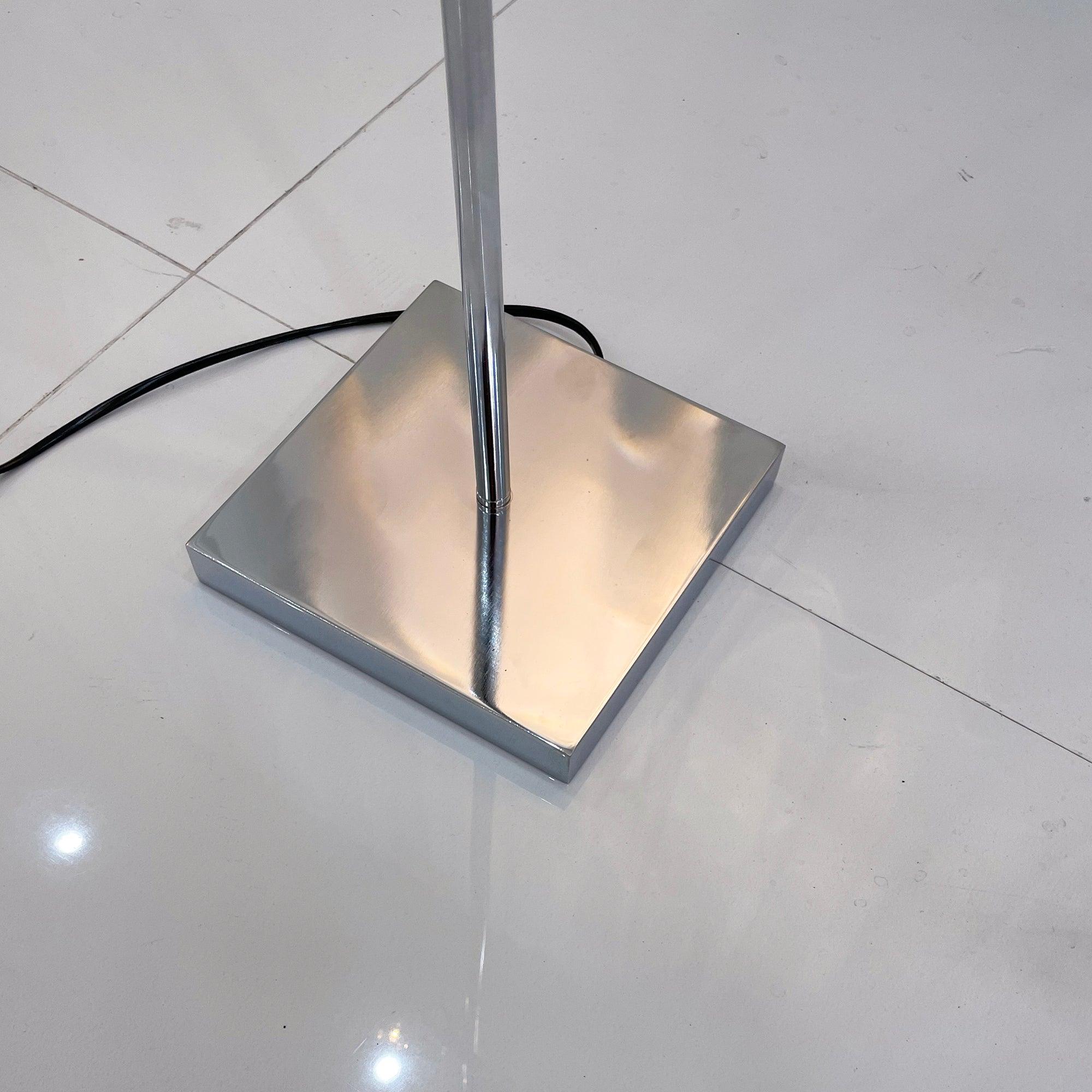 Wa Wa Floor Lamp - Lumpaz