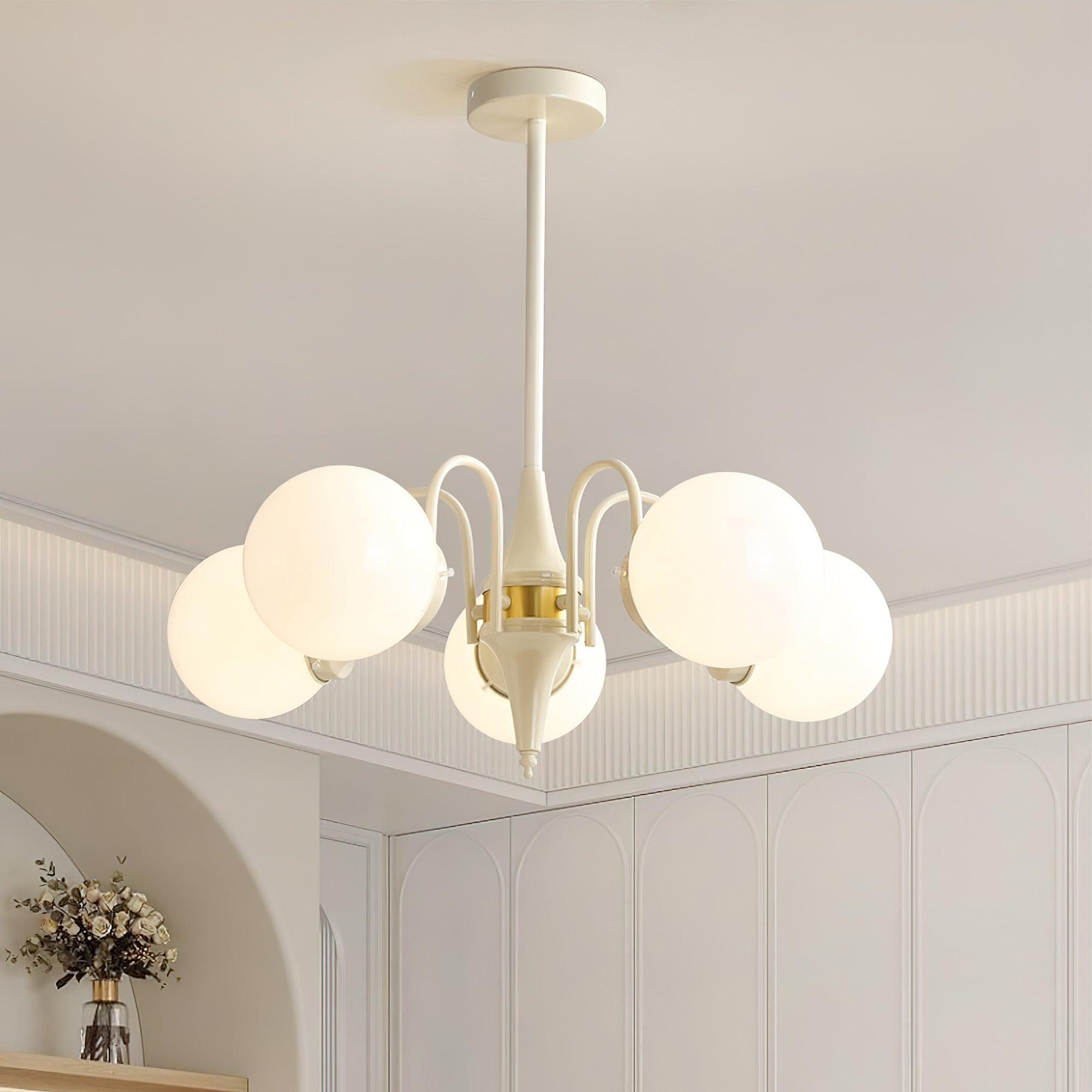 Cream Ball Chandelier - Lumpaz