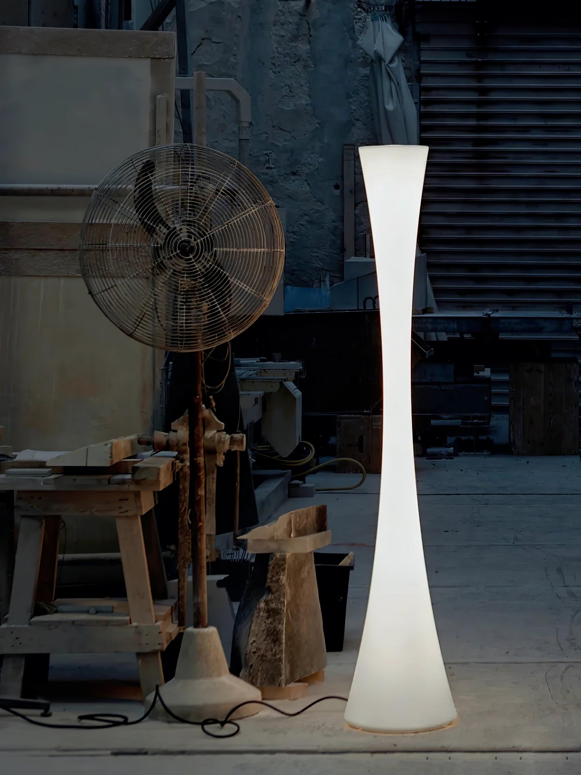 Biconica Pol Floor Lamp - Lumpaz