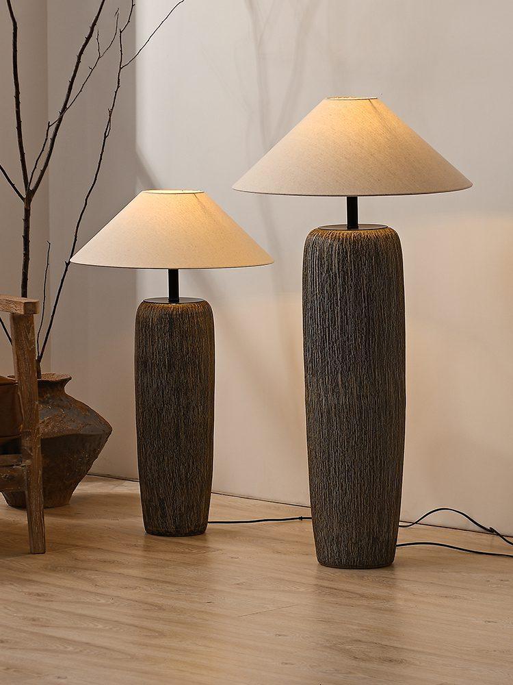 Weathered Wood Grain Floor Lamp - Lumpaz