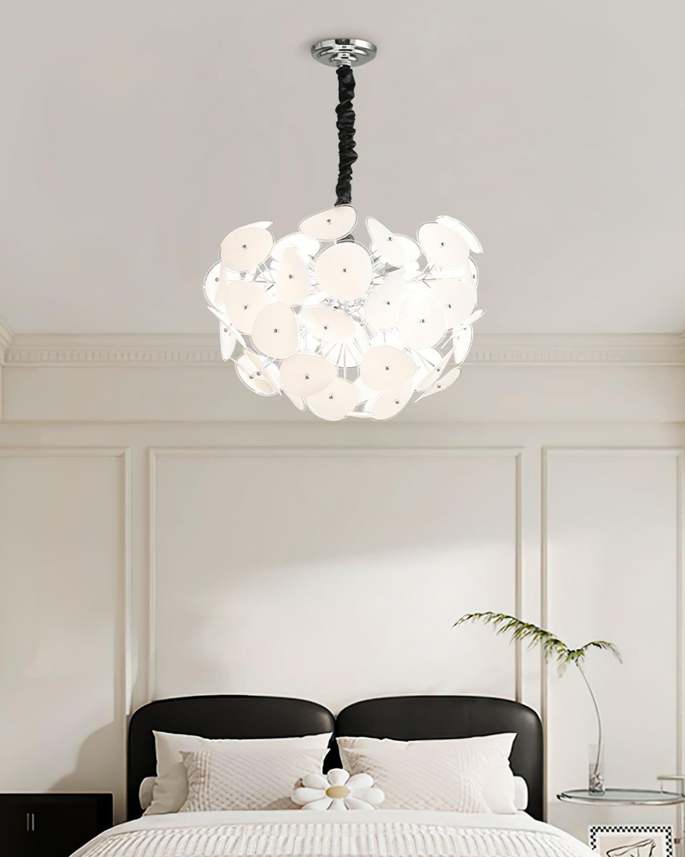 Poppy Glass Chandelier - Lumpaz