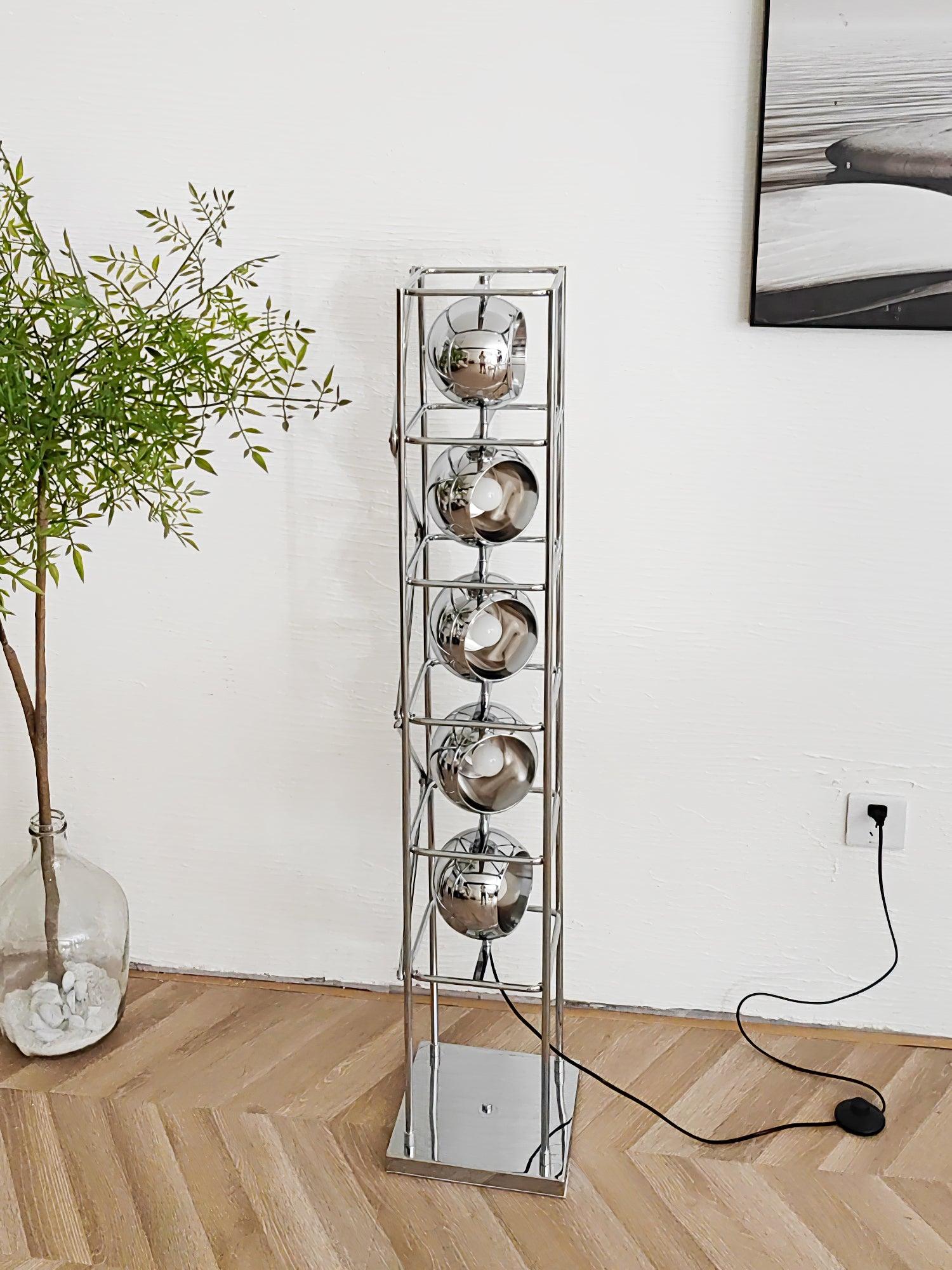 Tower of Spheres Floor Lamp - Lumpaz