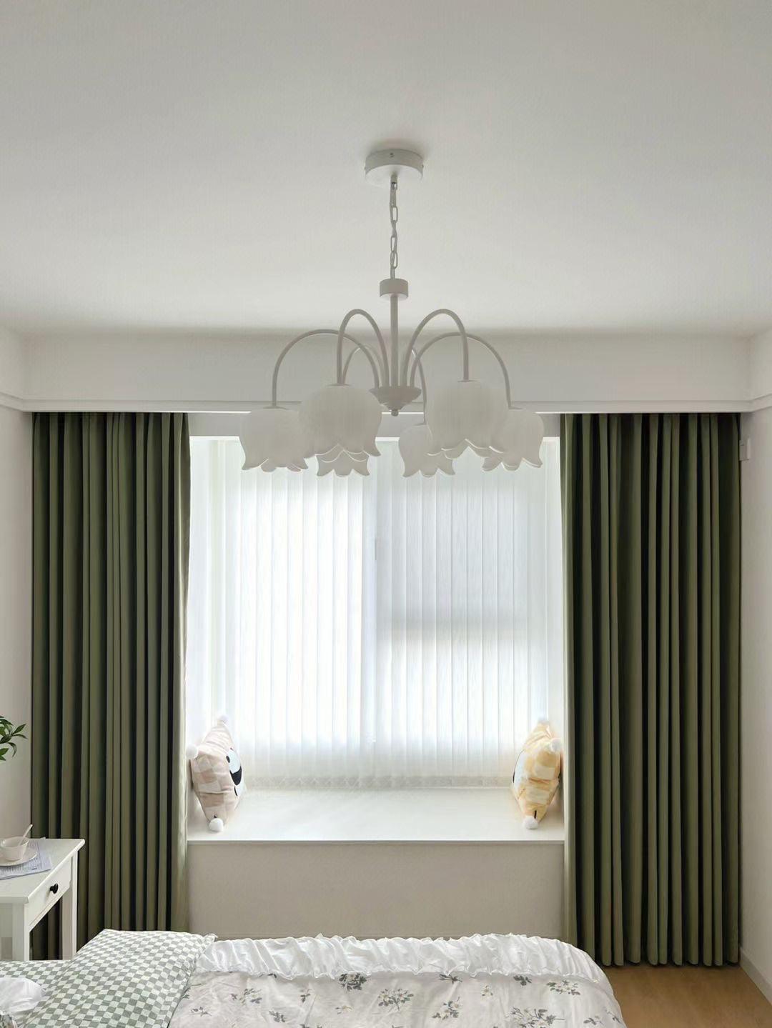 Curved Arm Bell Chandelier - Lumpaz
