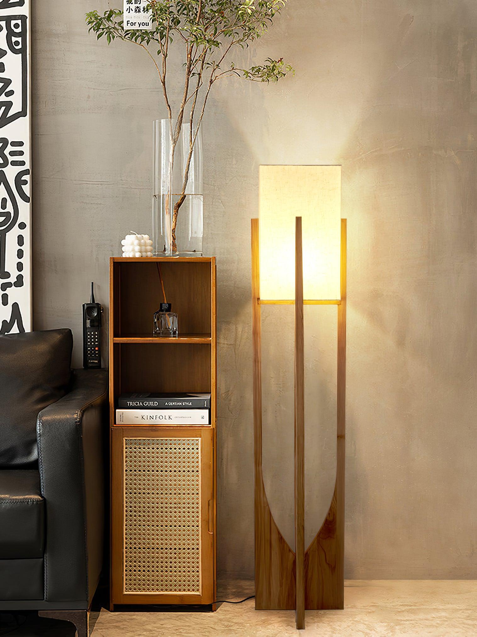 Fairbanks Floor Lamp - Lumpaz