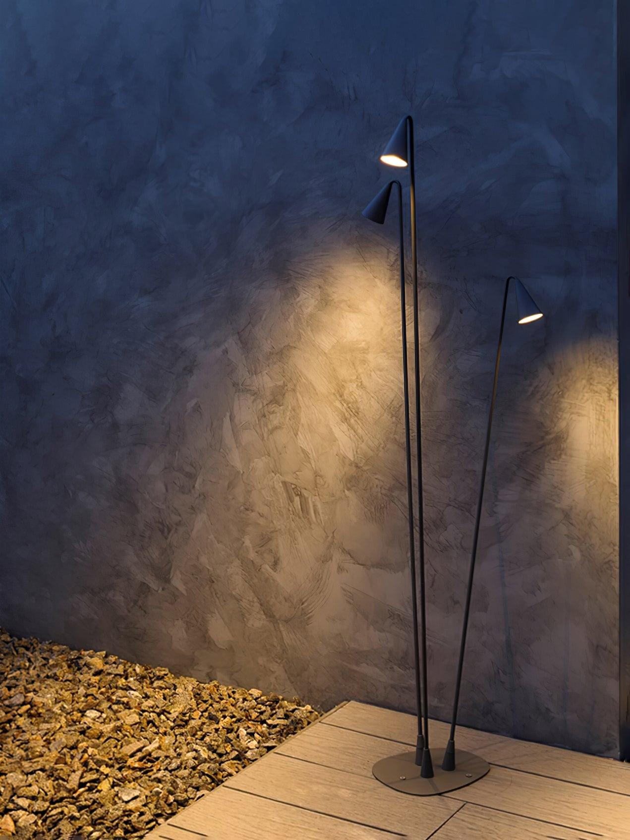 Bellflower Outdoor Floor Lamp - Lumpaz