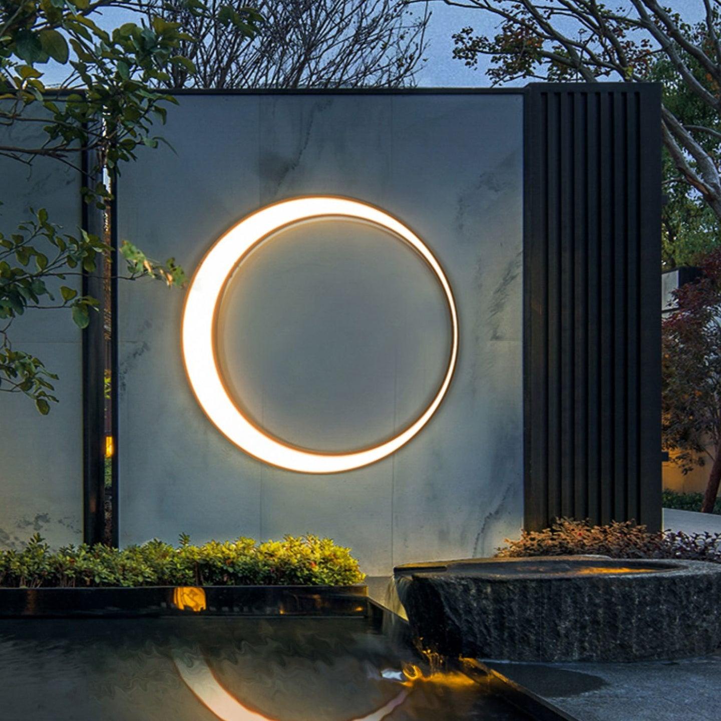 Moon Outdoor Wall Lamp - Lumpaz